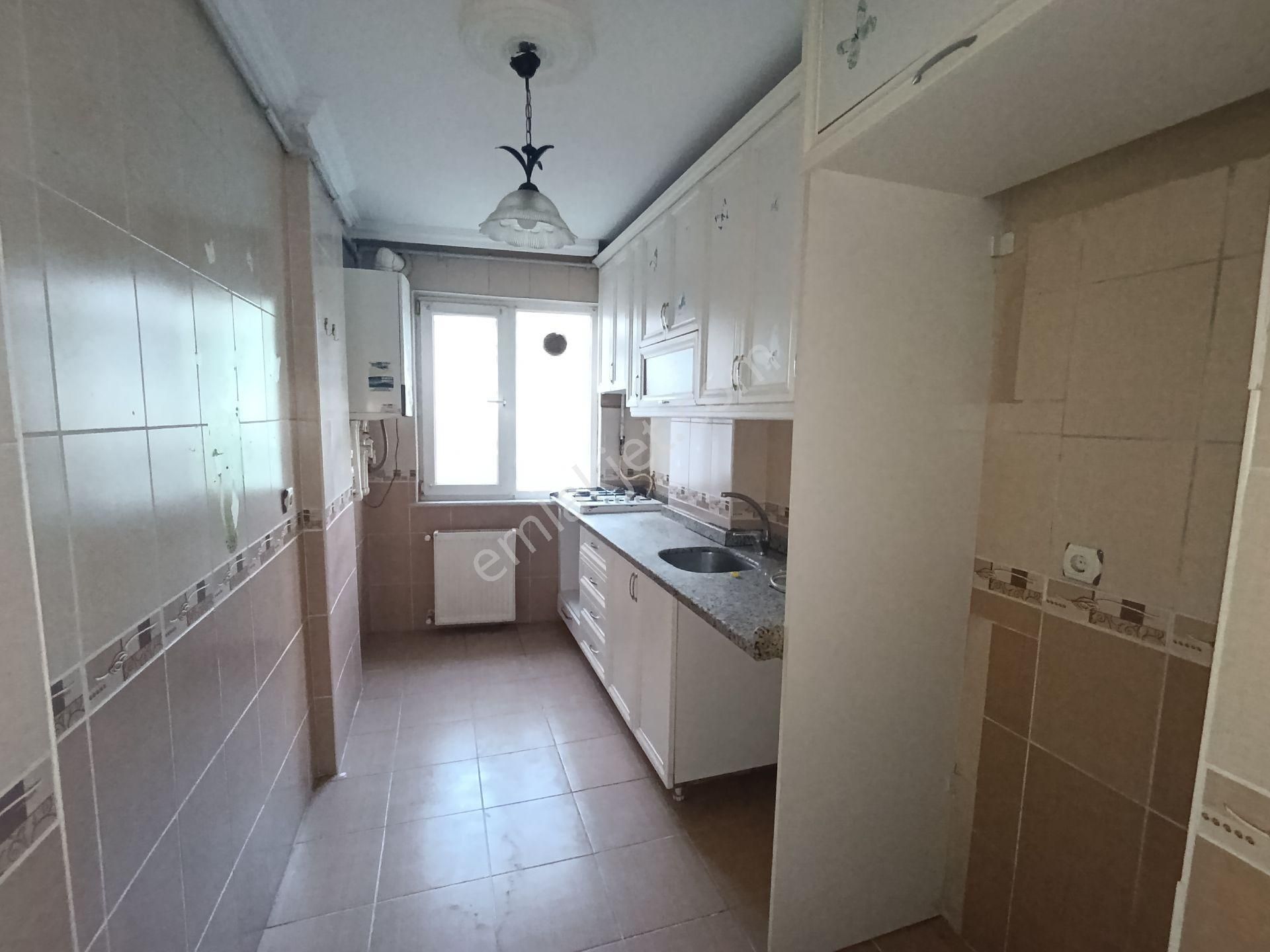 Pendik Güzelyalı Merkezde Büyük Kiralık 3+1 125m2 E-5 Yakın Daire Dubles - Görsel 15