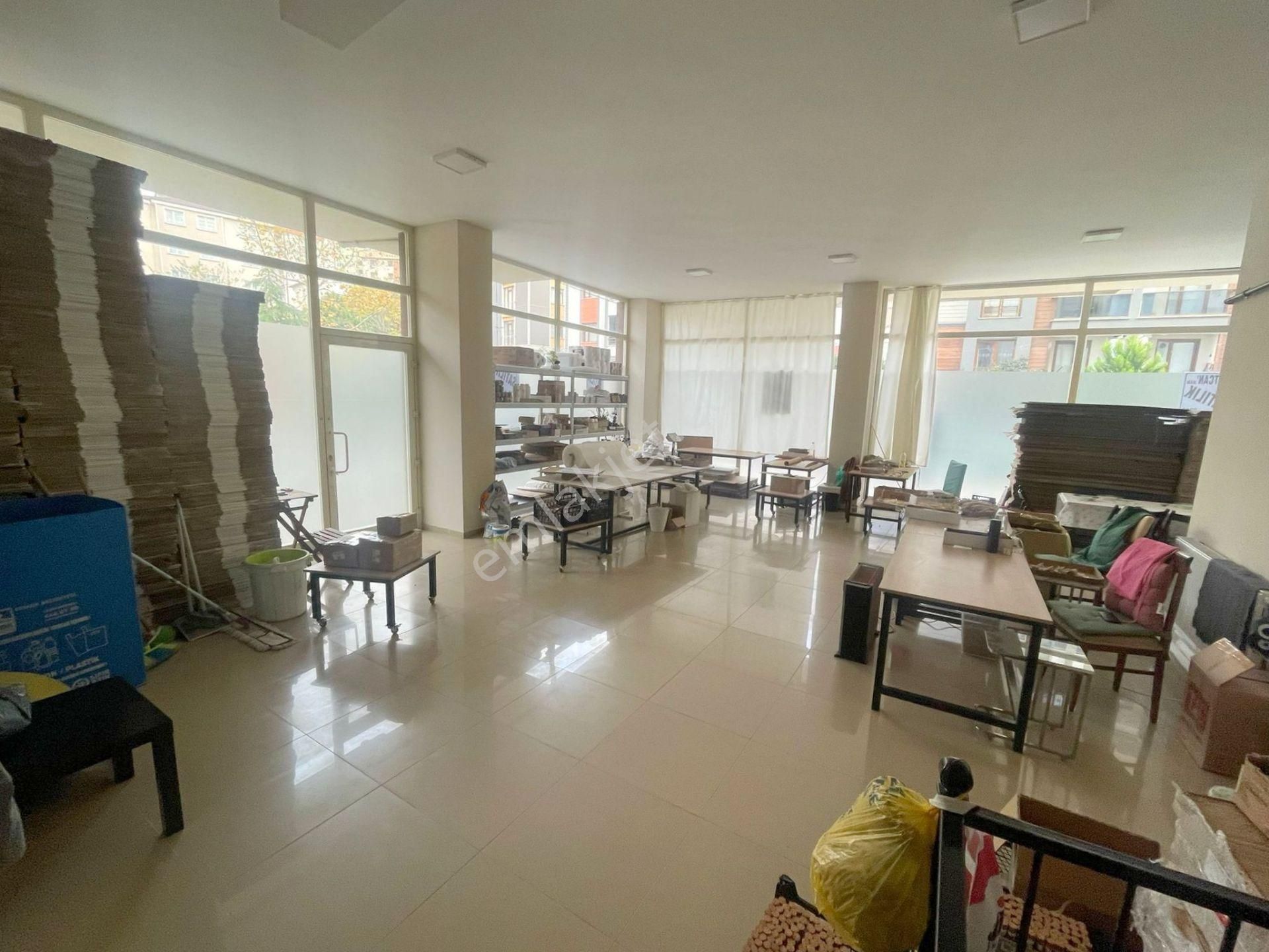 Mertcan'dan İskanlı Depolu Ön Ve Yan Kullanım Alanlı Dükkan - Görsel 7