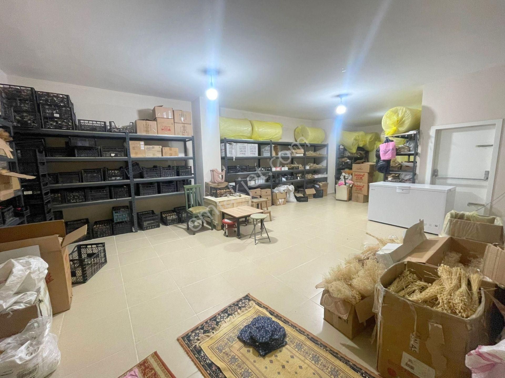 Mertcan'dan İskanlı Depolu Ön Ve Yan Kullanım Alanlı Dükkan - Görsel 17