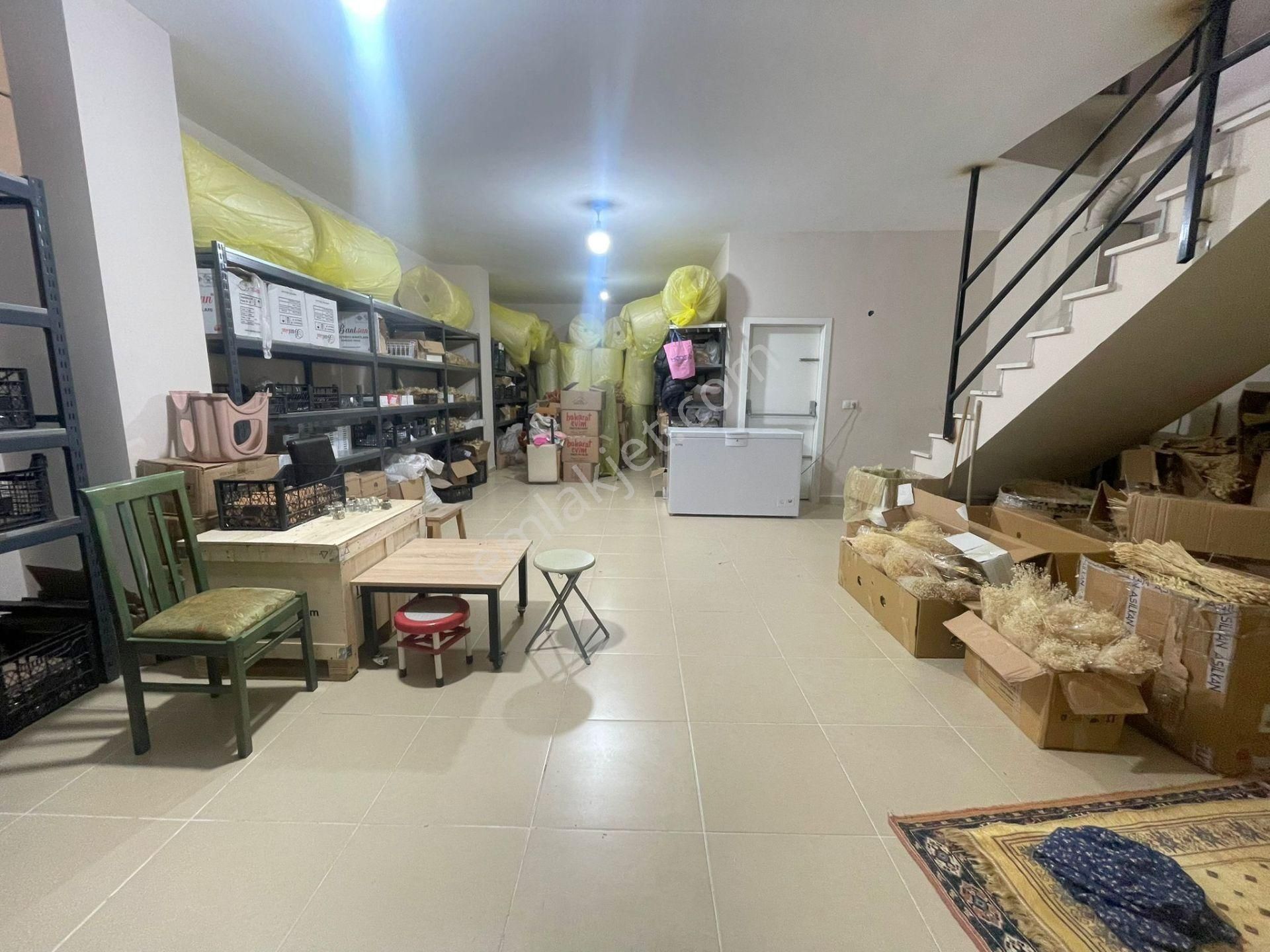 Mertcan'dan İskanlı Depolu Ön Ve Yan Kullanım Alanlı Dükkan - Görsel 14