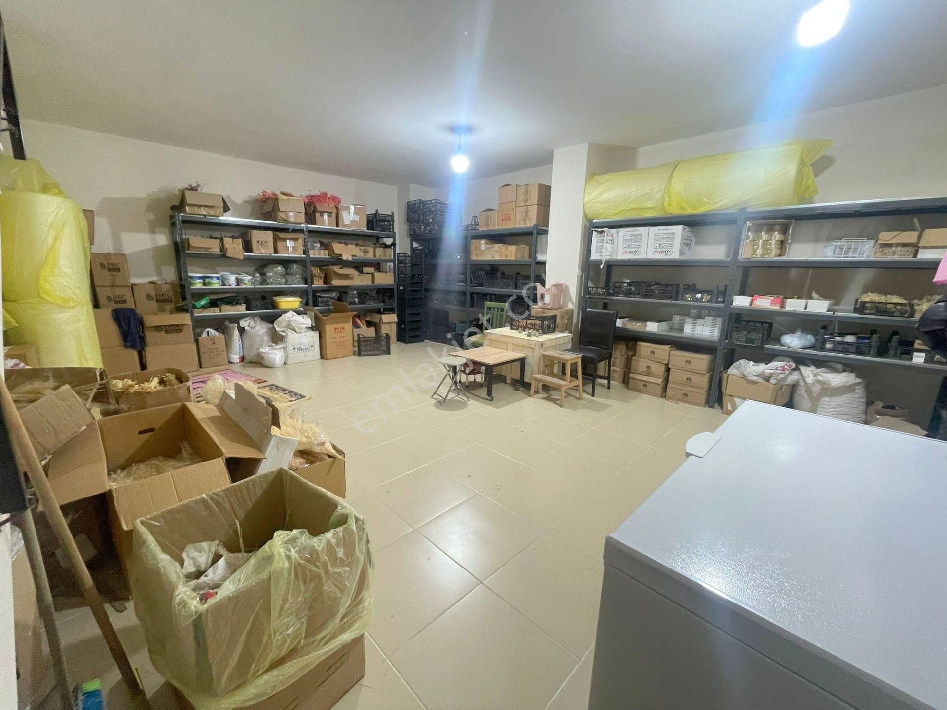 Mertcan'dan İskanlı Depolu Ön Ve Yan Kullanım Alanlı Dükkan - Görsel 13