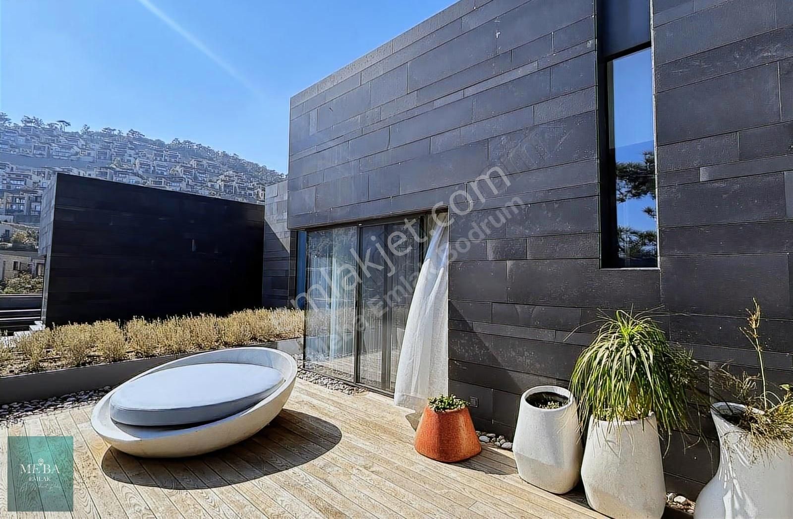 Nef Gölköy'de Deniz Manzaralı 3,5+1 Özel Havuzlu Satılık Villa - Görsel 12