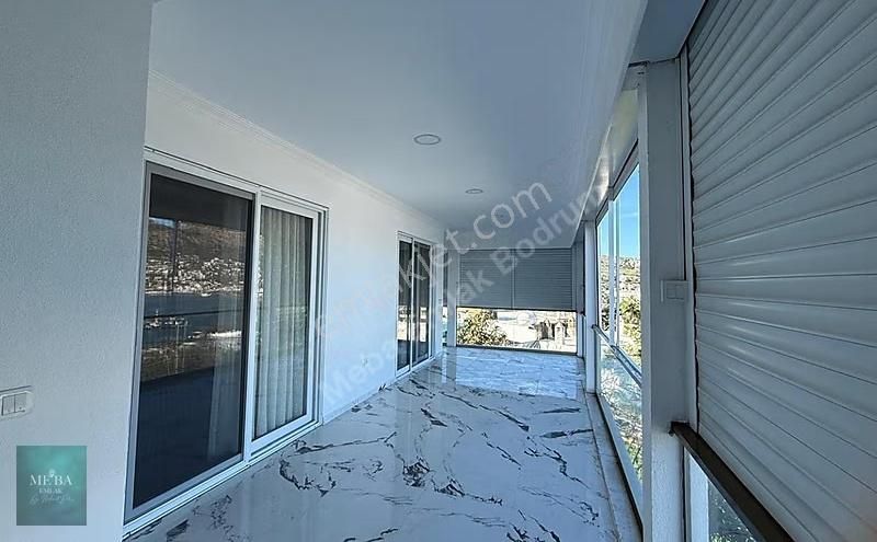 Türkbüküde Denize 50m Sezonluk Kiralık 3+1 Deniz Manzaralı Daire - Görsel 13