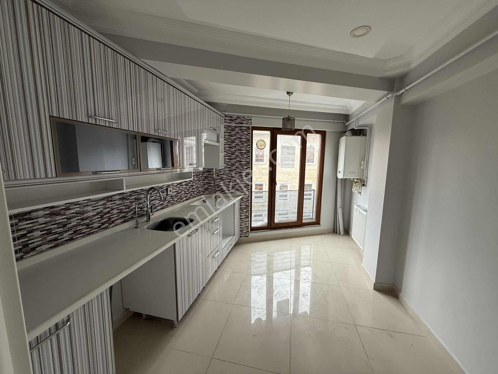 Yeşilova Mahallesi Kiralık 3+1 Daire - Görsel 15