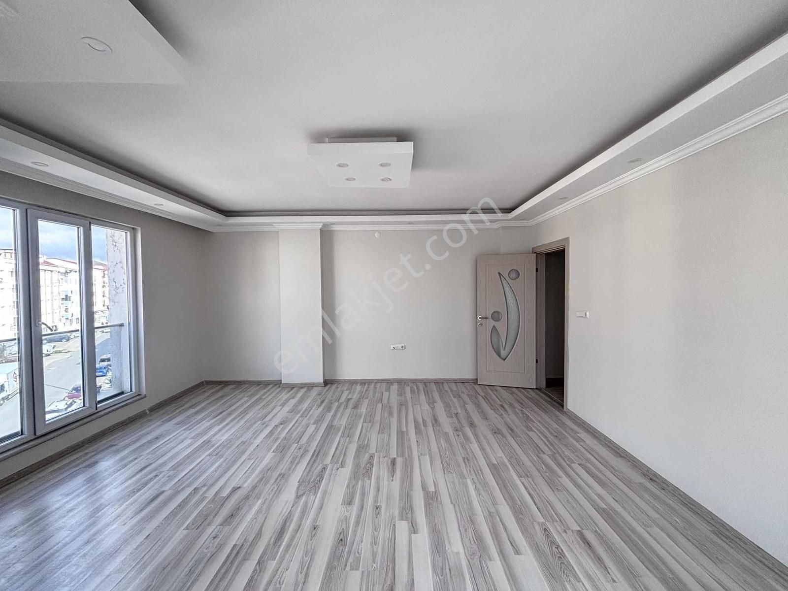 Fa Özbir Emlaktan Merkezi Konumda Öncephe Arakat 2+1 Daire - Görsel 6