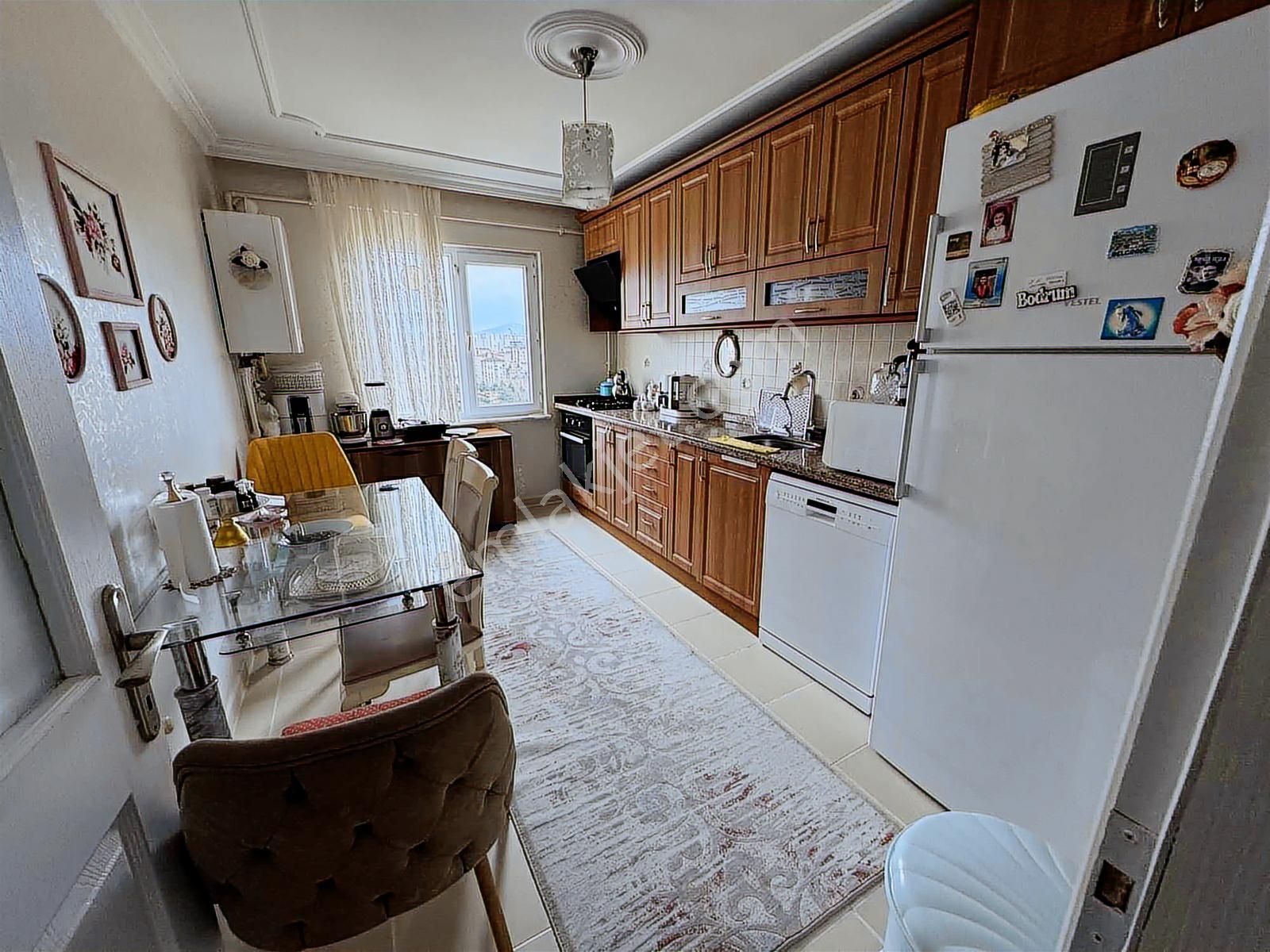 Atakent Mh İstanbul Evleri 6+2 Geniş Ferah Merkezi Konum - Görsel 15