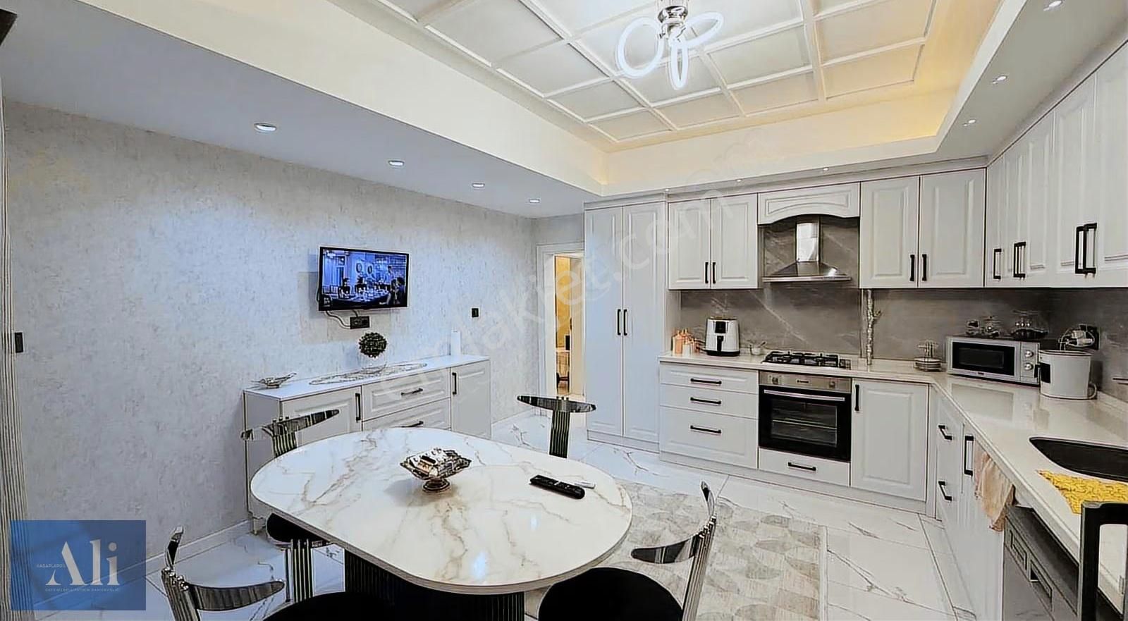 Ali Kasaplargil'den Meram Havzan'da Full Yapılı Mükemmel Daire - Görsel 24