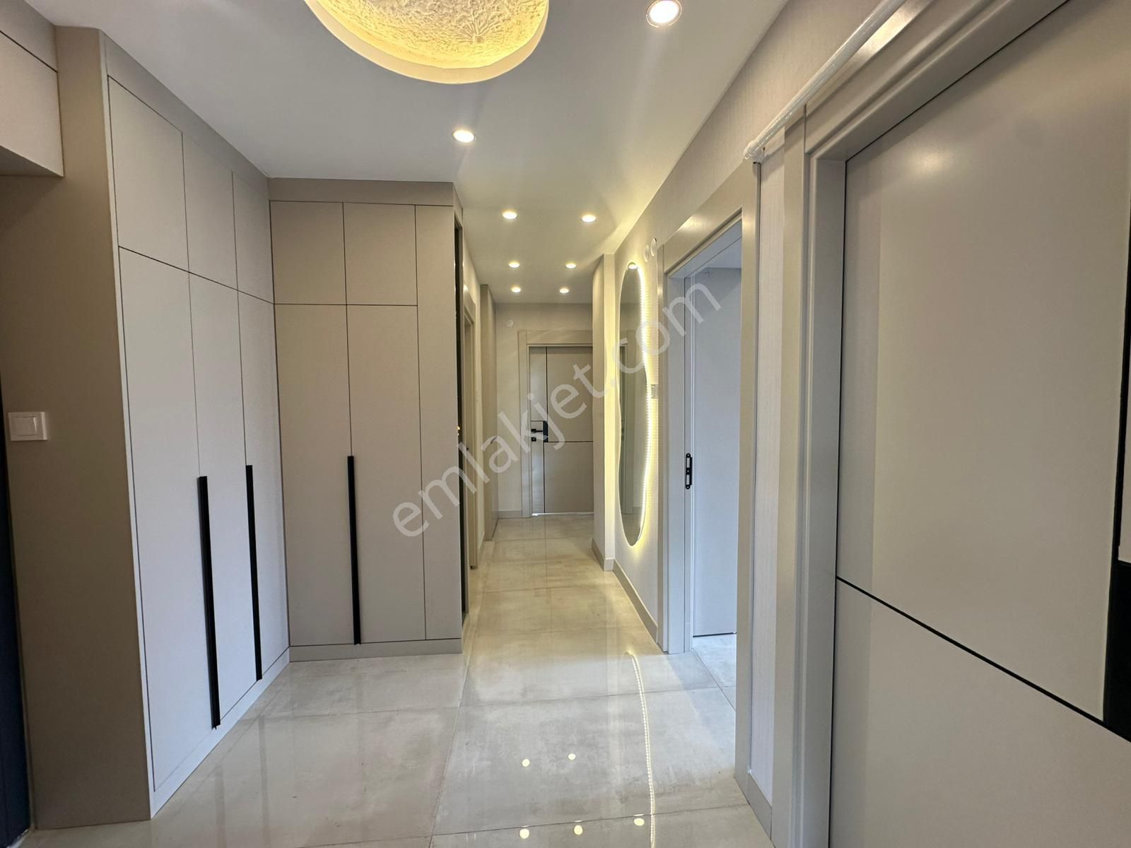 Emlak Danışmanımdan Ahievran Da 3+1 1. Kat Okullara Belediyeye Yakın Satılık Daire - Görsel 24