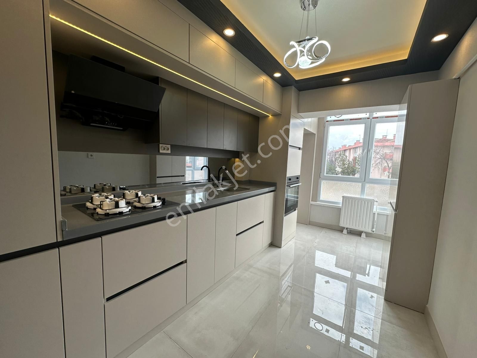 Emlak Danışmanımdan Ahievran Da 3+1 1. Kat Okullara Belediyeye Yakın Satılık Daire - Görsel 6