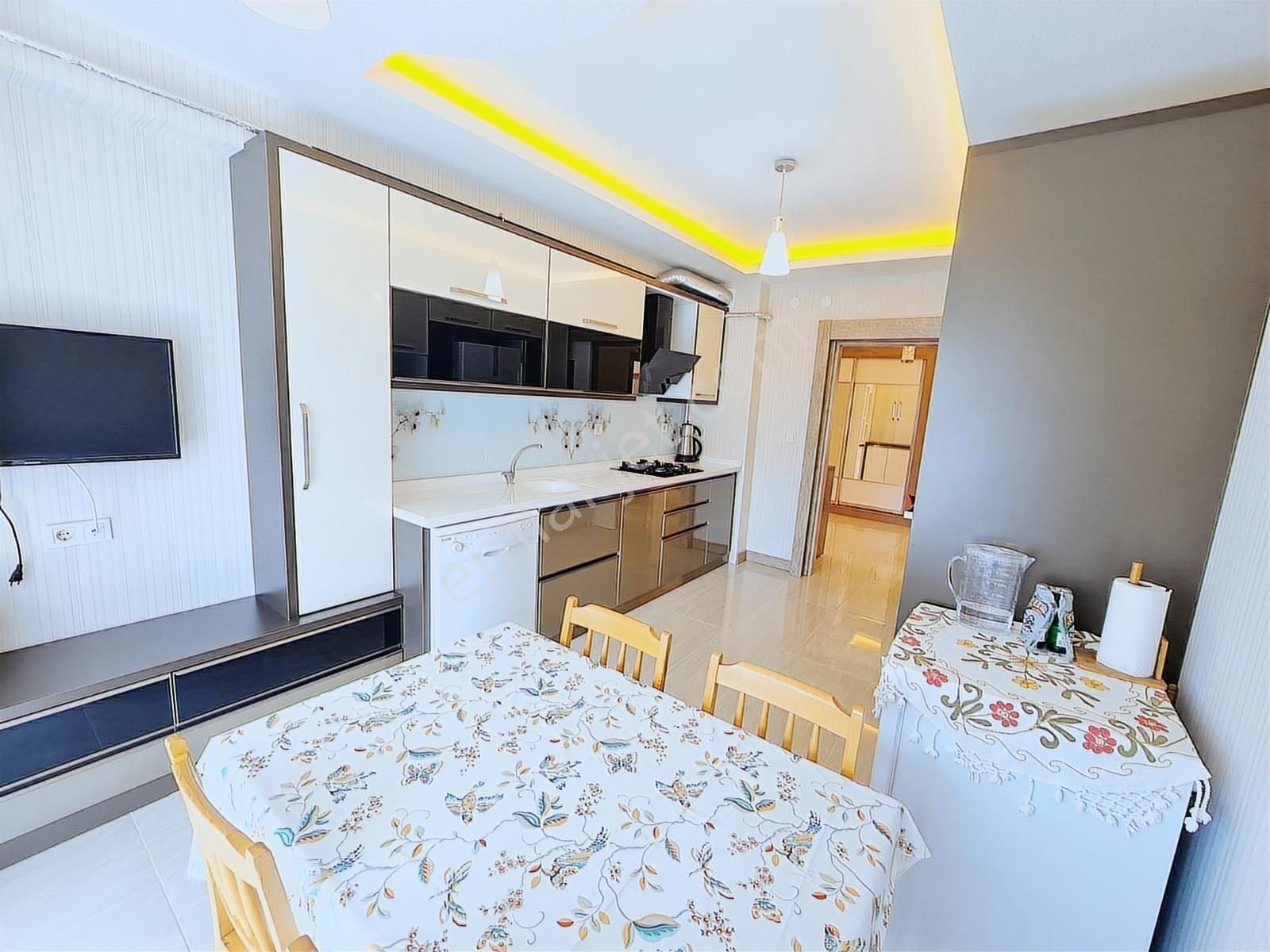 Karapurcek Mahallesinin En Gucel Sitesinde 9 Katta 3+1 Ful Attı - Görsel 15