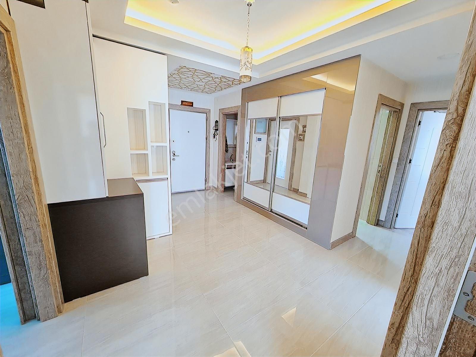 Karapurcek Mahallesinin En Gucel Sitesinde 9 Katta 3+1 Ful Attı - Görsel 8