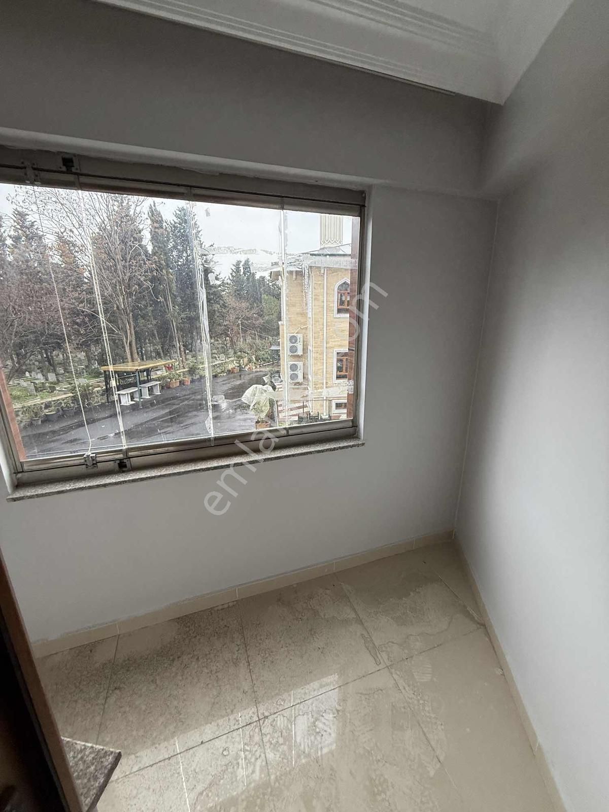 Yeşilova Mahallesi'nde 3 + 1 Birinci Kat Daire - Görsel 13