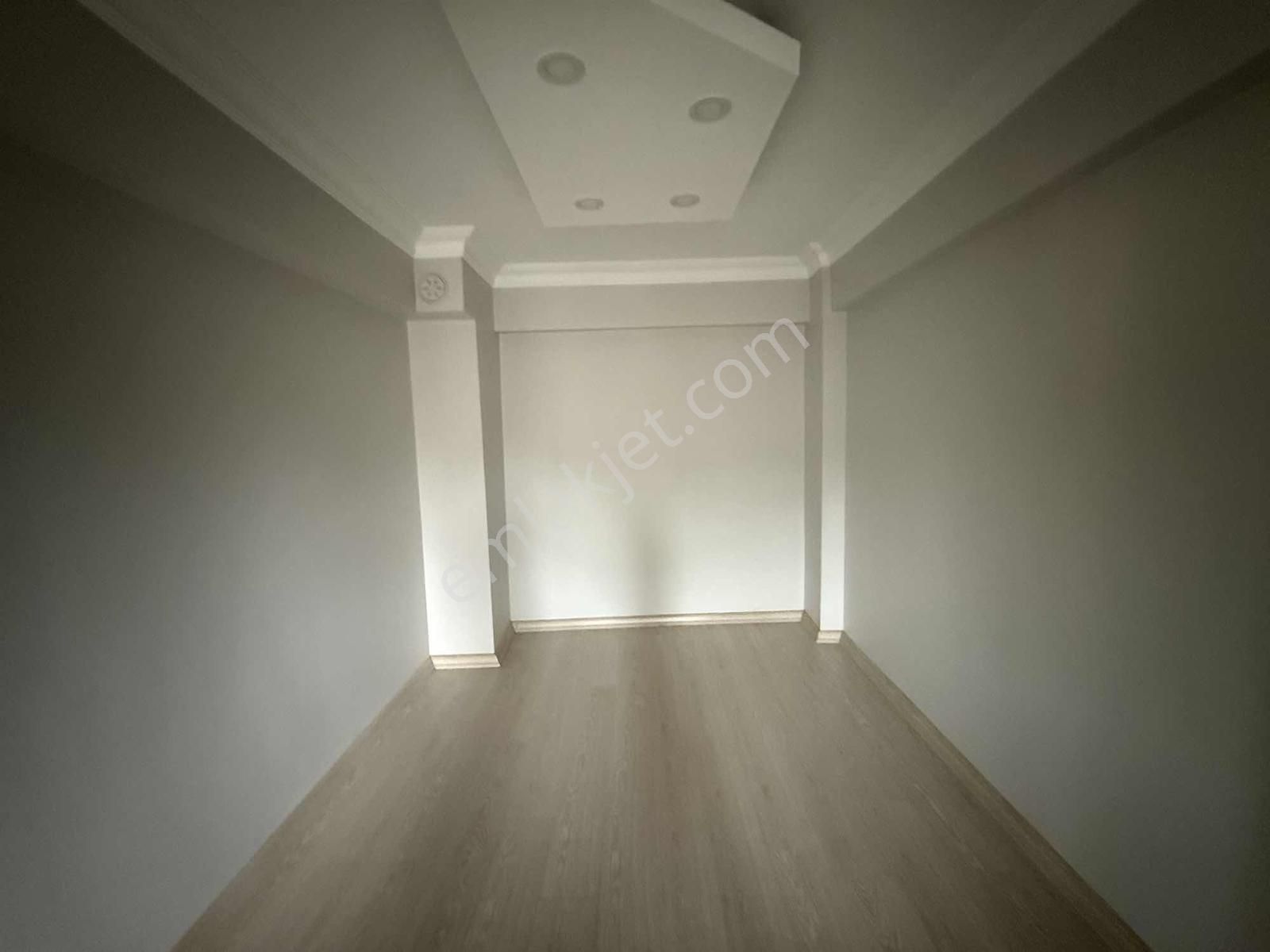 Yeşilova Mahallesi'nde 3 + 1 Birinci Kat Daire - Görsel 7