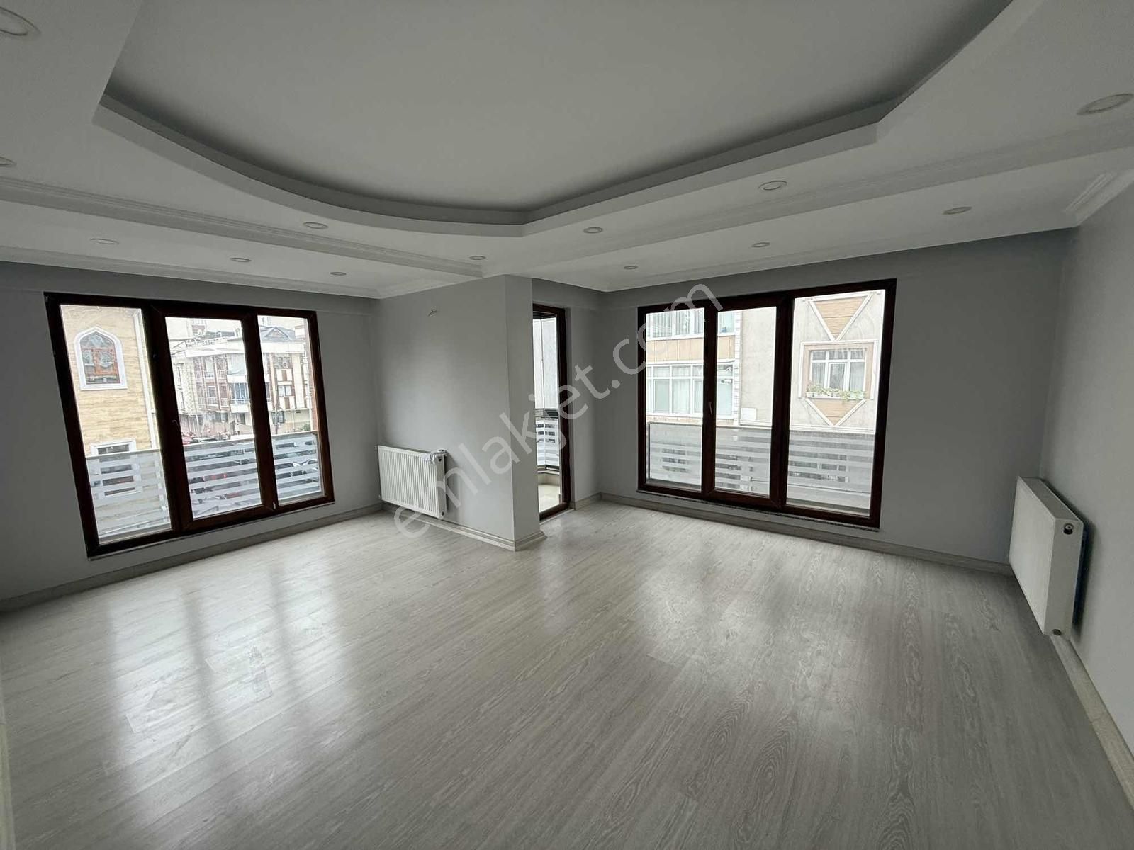 Yeşilova Mahallesi'nde 3 + 1 Birinci Kat Daire - Görsel 4