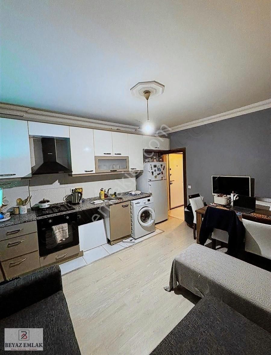 Ahatlıda Eşyalı 1+1 Yüksek Giriş