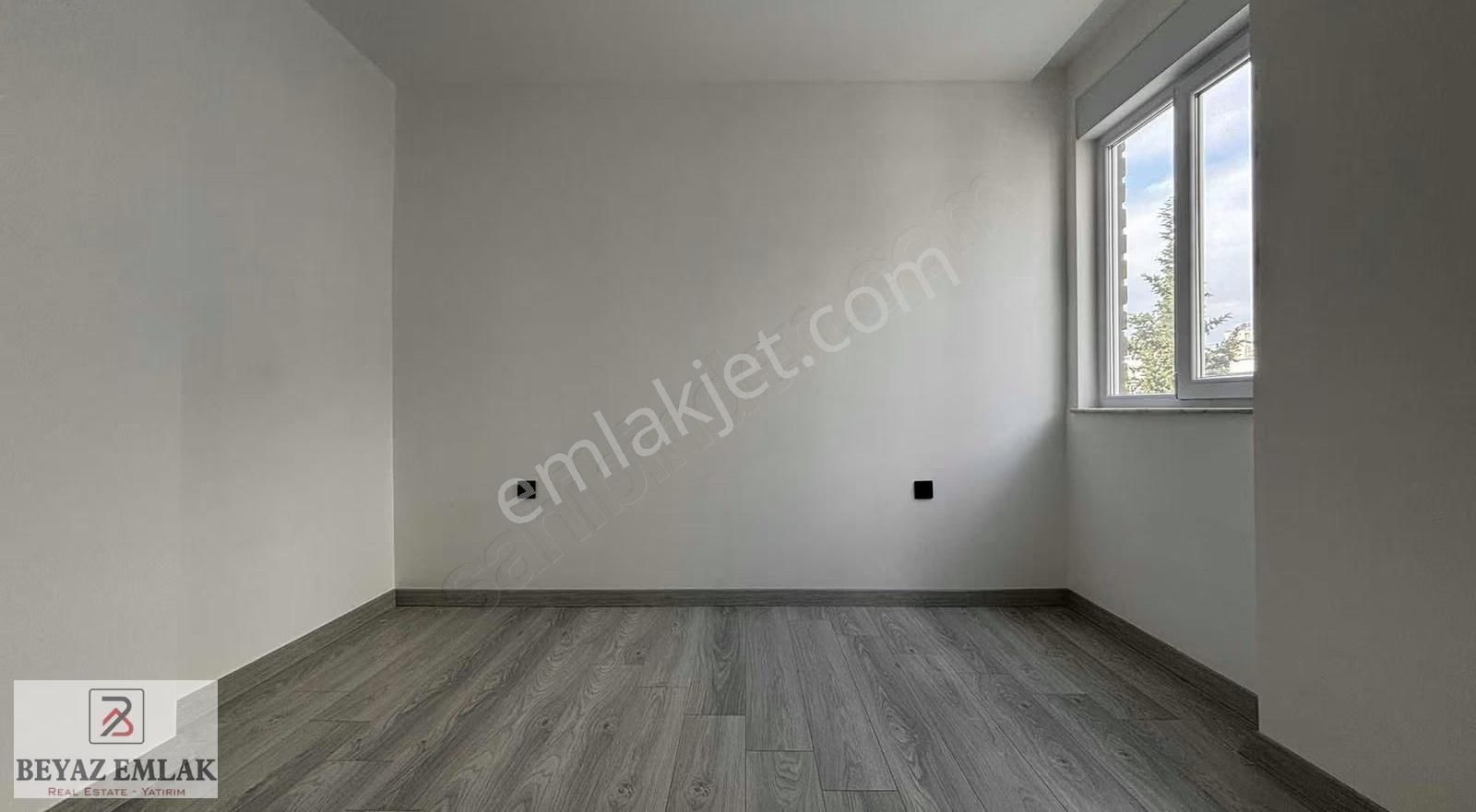 Beyaz Emlak'tan Tramvaya Yakın Ayrı Mutfaklı Satılık 2+1 - Görsel 13