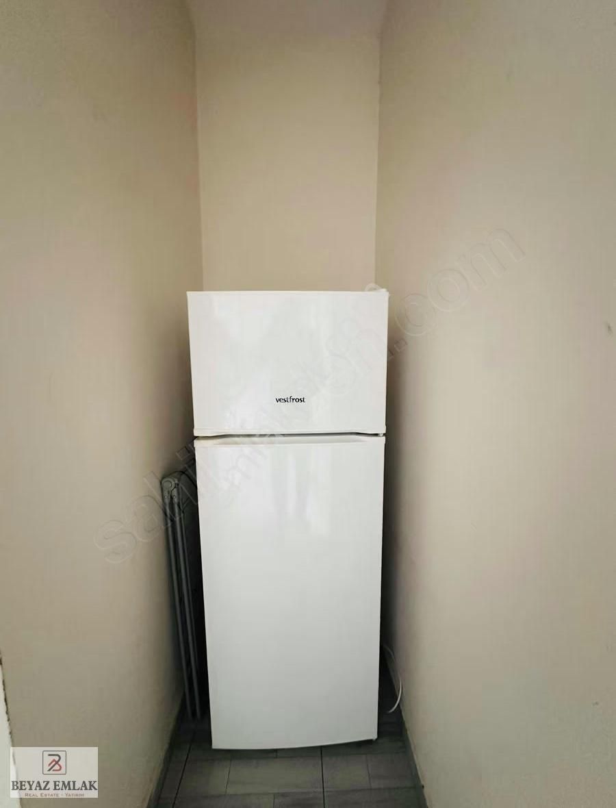 Ulusoy Caddesinde Üniye Yakın Ara Katta Eşyalı Kullanışlı 2+0 - Görsel 14