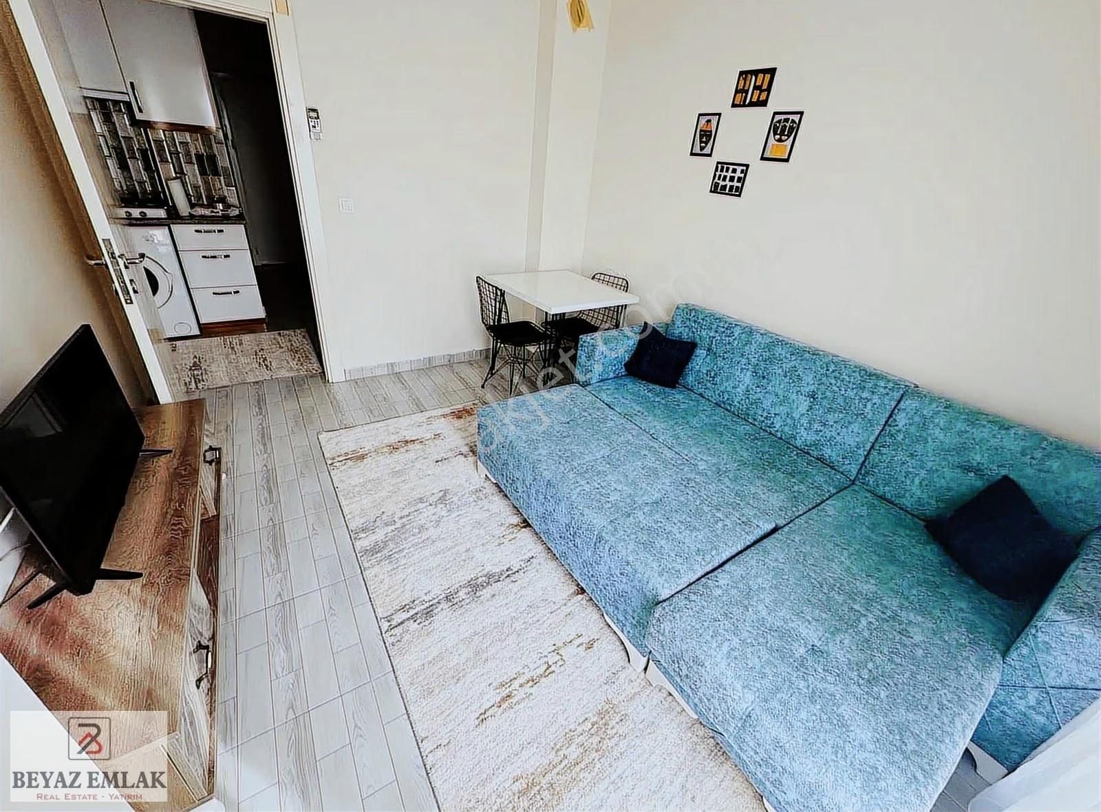 Ulusoy Caddesinde Üniye Yakın Ara Katta Eşyalı Kullanışlı 2+0 - Görsel 11