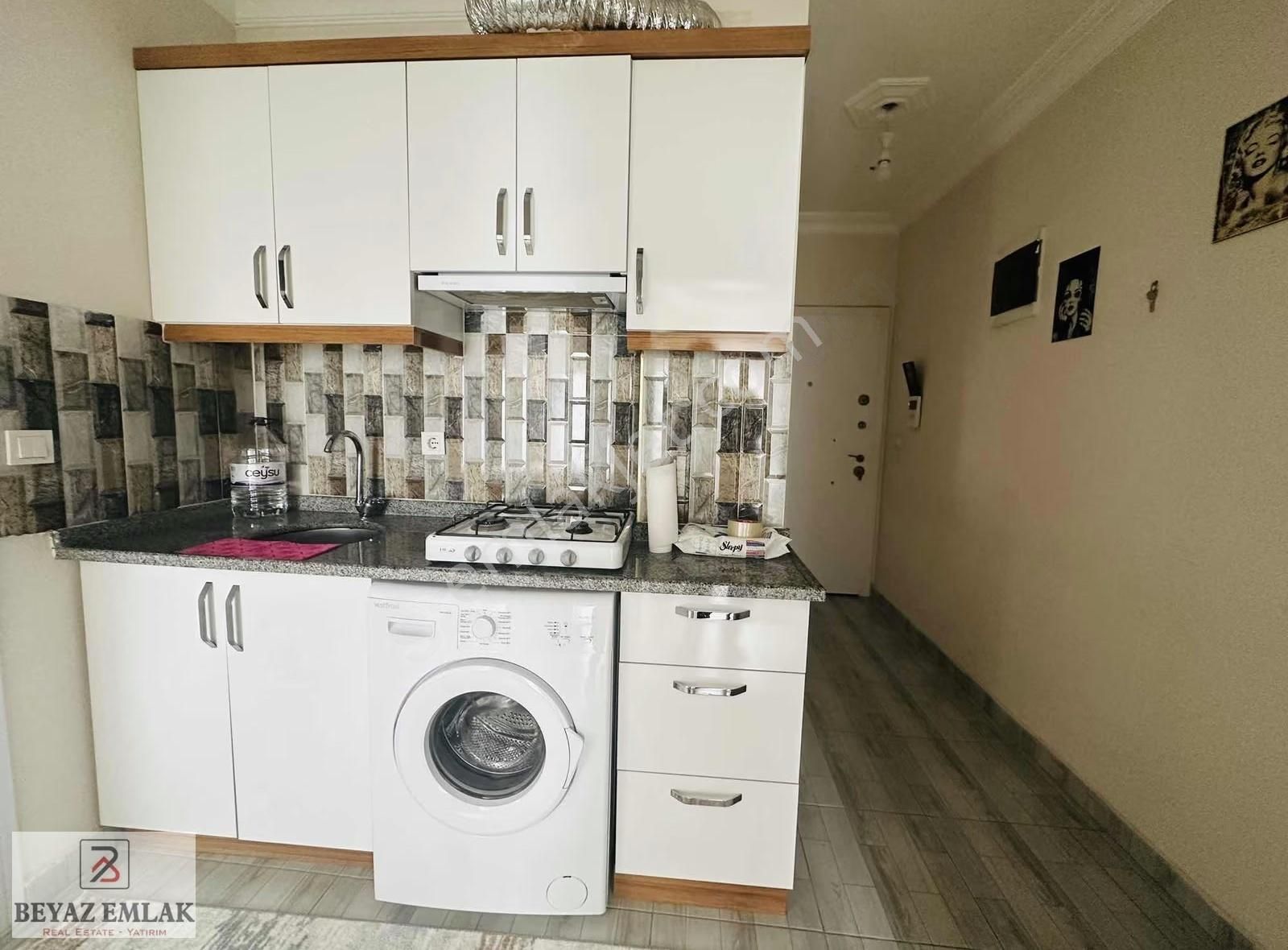 Ulusoy Caddesinde Üniye Yakın Ara Katta Eşyalı Kullanışlı 2+0 - Görsel 16