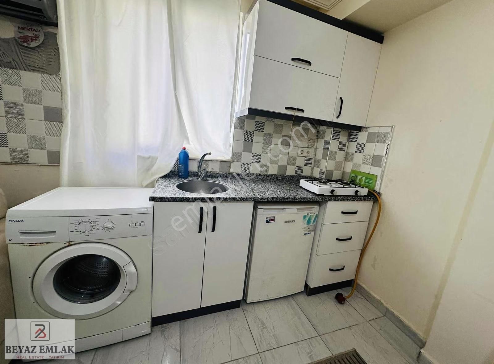 Kafeler Caddesinde Elek. Su Dahil Eşyalı 1+0 - Görsel 4