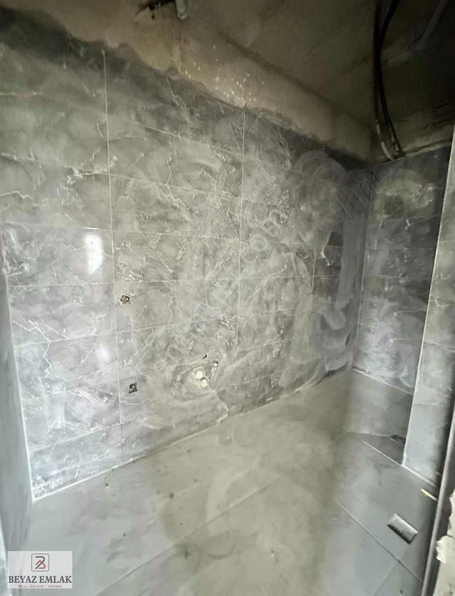 Ayanoğlu Mah. Tramvay Yanı Katta Sıfır İskan Aşamasında 1+1 - Görsel 6