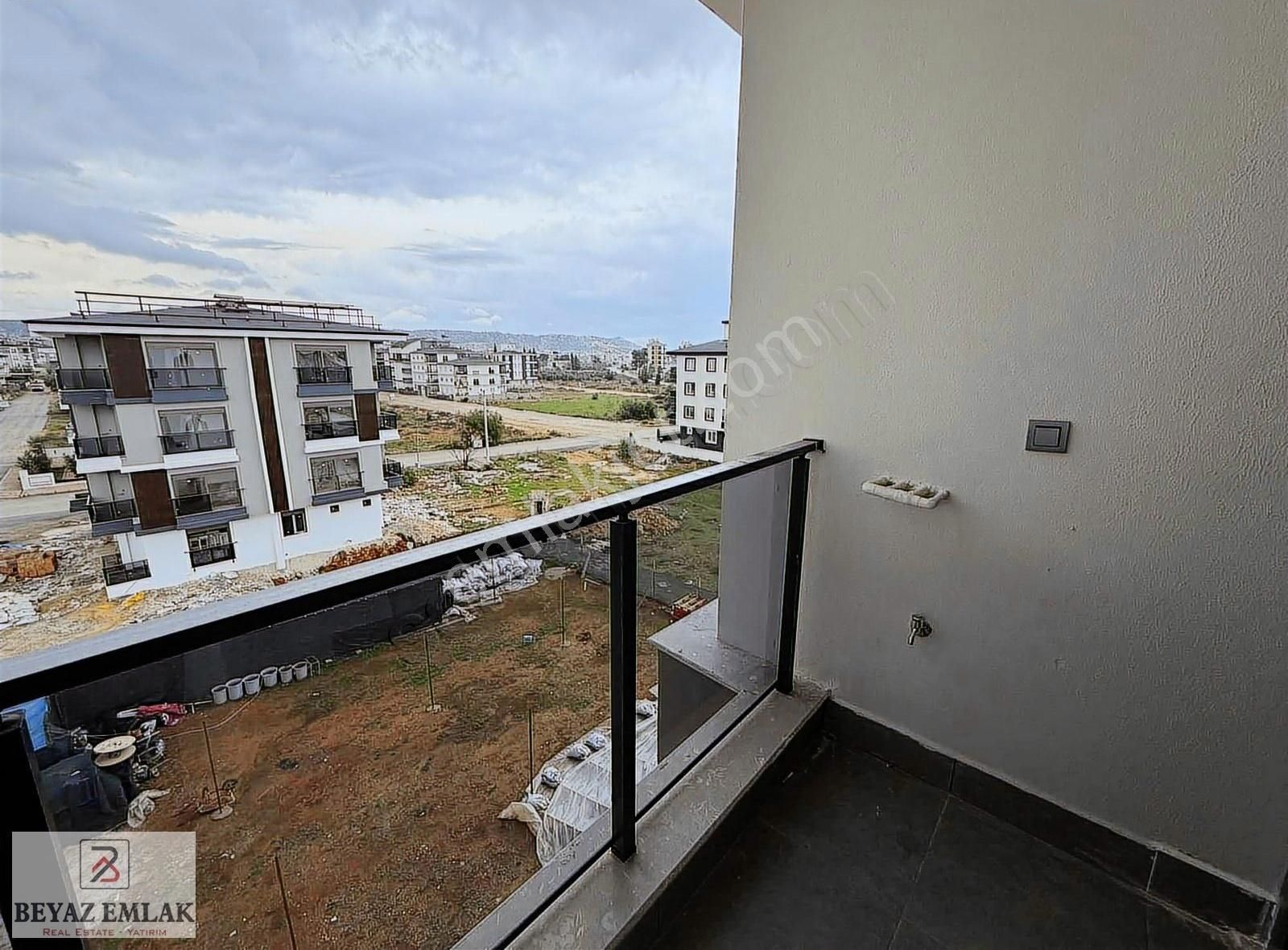 Tramvaya 200 Mt. Katta 1+1 Balkonlu Asansörlü Kiralık Sıfır - Görsel 11