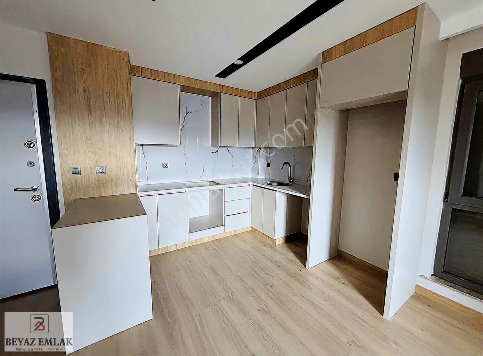 Tramvaya 200 Mt. Katta 1+1 Balkonlu Asansörlü Kiralık Sıfır - Görsel 10