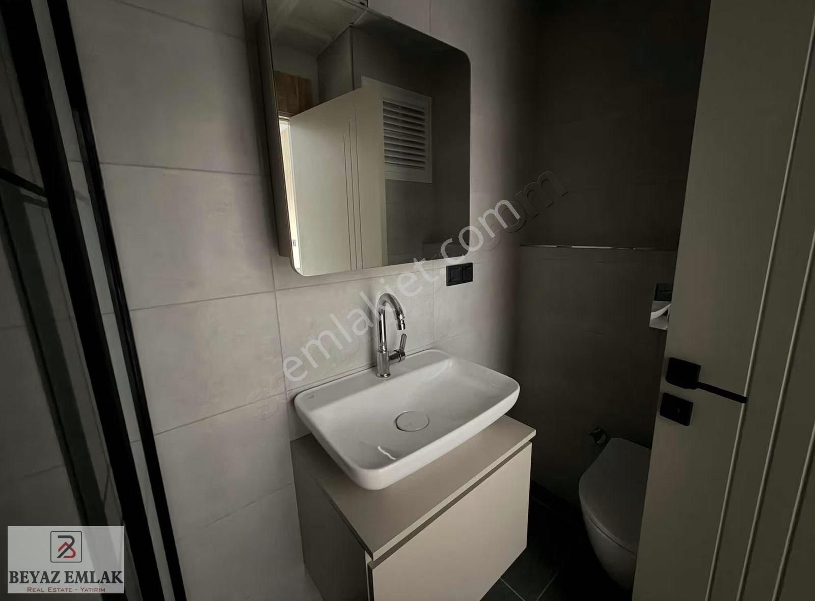 Tramvaya 200 Mt. Katta 1+1 Balkonlu Asansörlü Kiralık Sıfır - Görsel 12