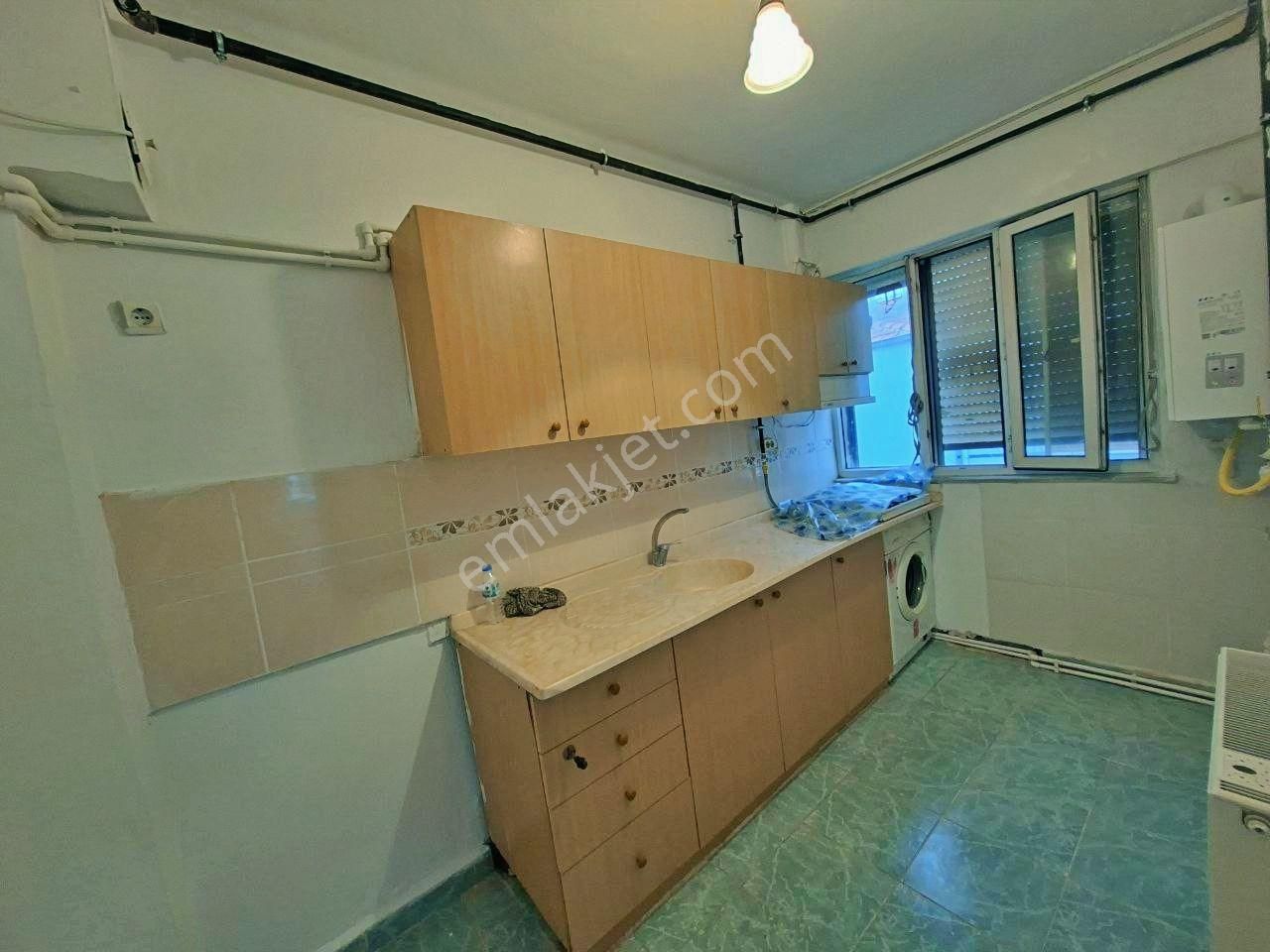 Uytundan Akçay İkizçayda Denize 20 Metre Doğalgazlı 2+1 Kiralık - Görsel 3