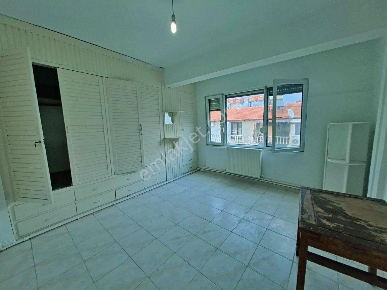 Uytundan Akçay İkizçayda Denize 20 Metre Doğalgazlı 2+1 Kiralık - Görsel 7