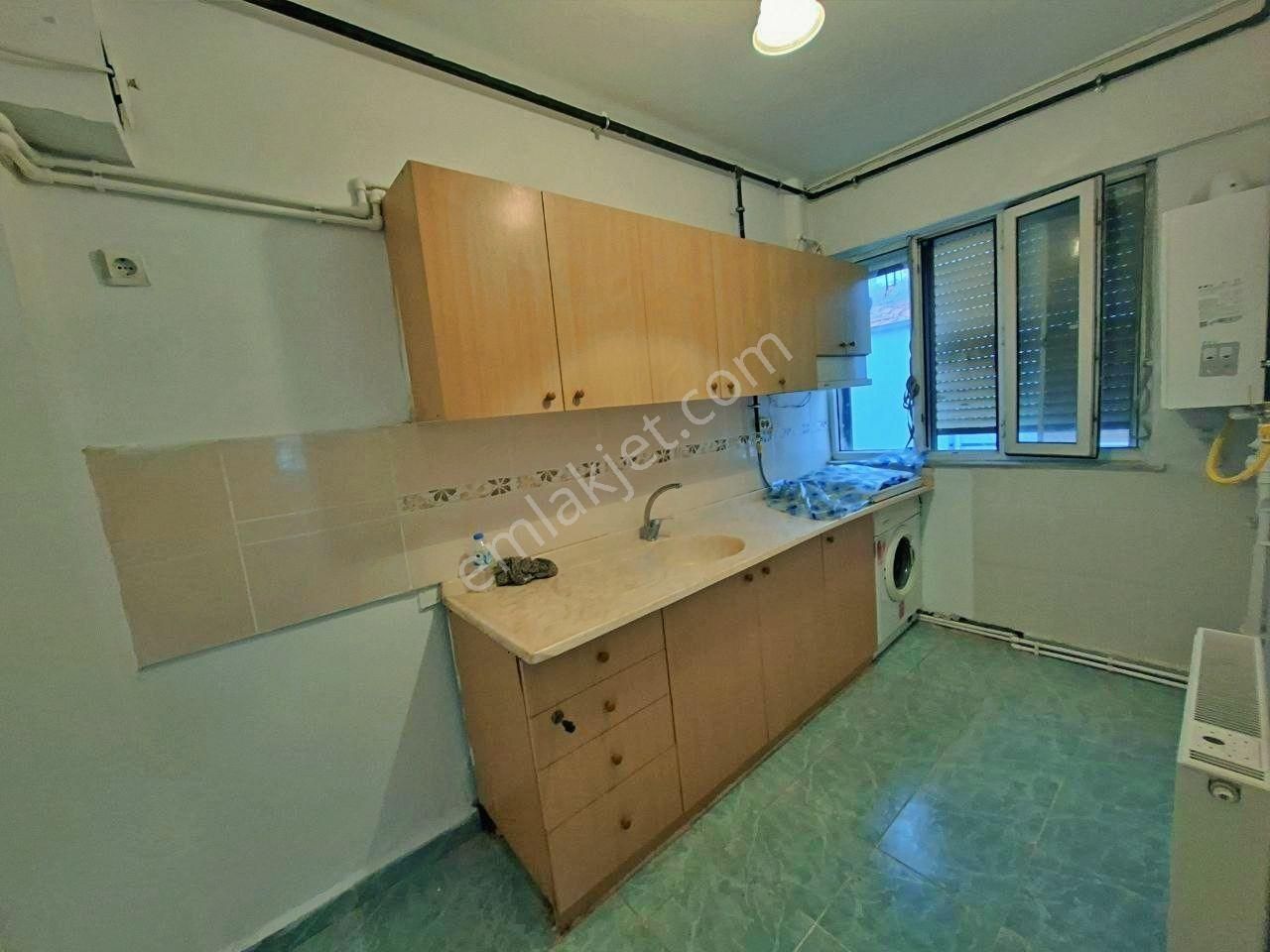 Uytundan Akçay İkizçayda Denize 20 Metre Doğalgazlı 2+1 Kiralık - Görsel 21