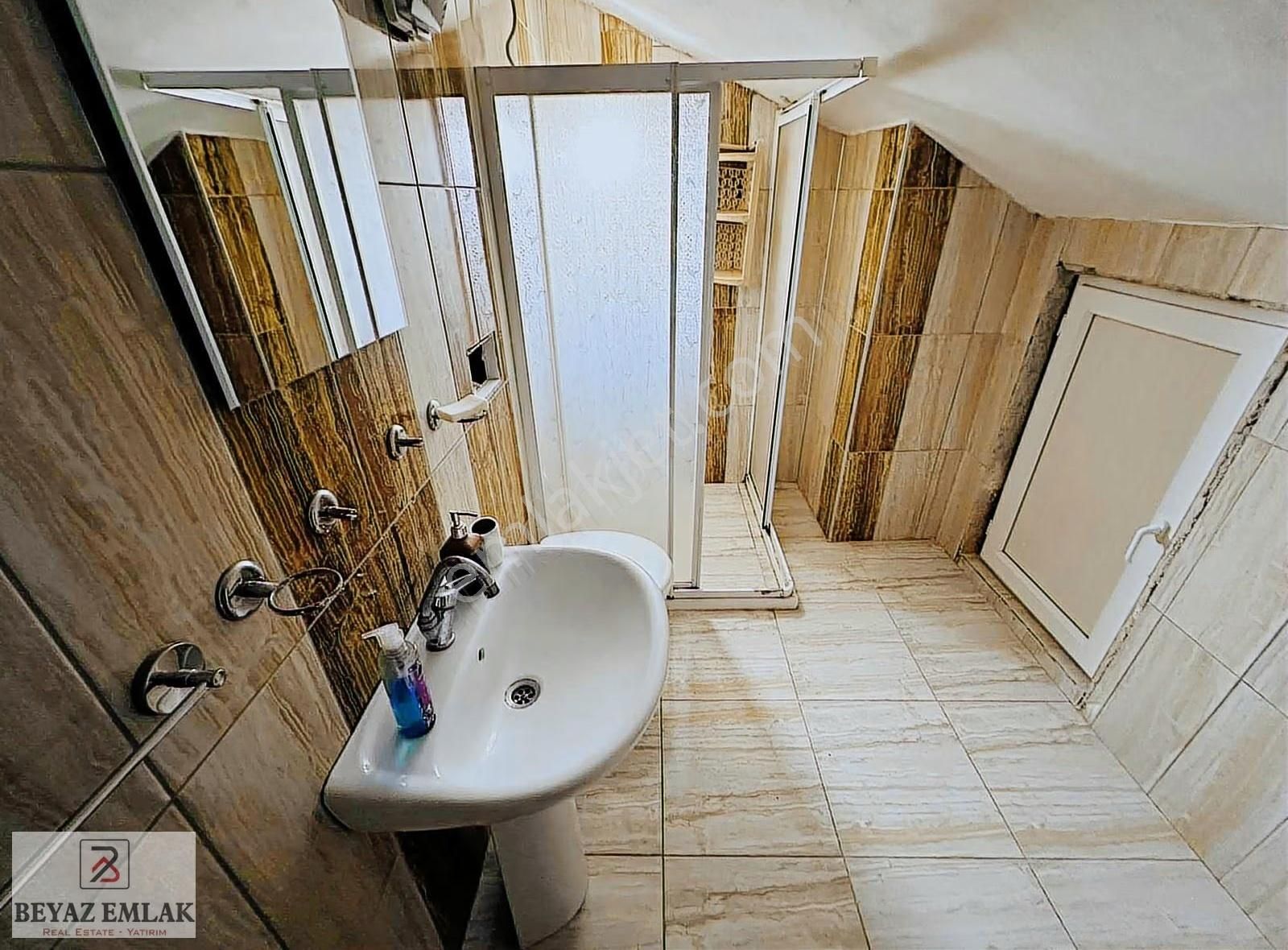 Ahatlı'da 2+1 Ayrı Mutfaklı Geniş Teras Katı - Görsel 18