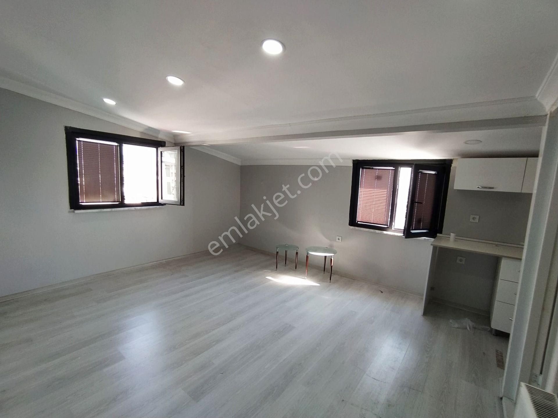 Mertcan Dan Kartal Marmaray Durağına 13 Dk Amerikan Mutfaklı 1+1 Teraslı - Görsel 6