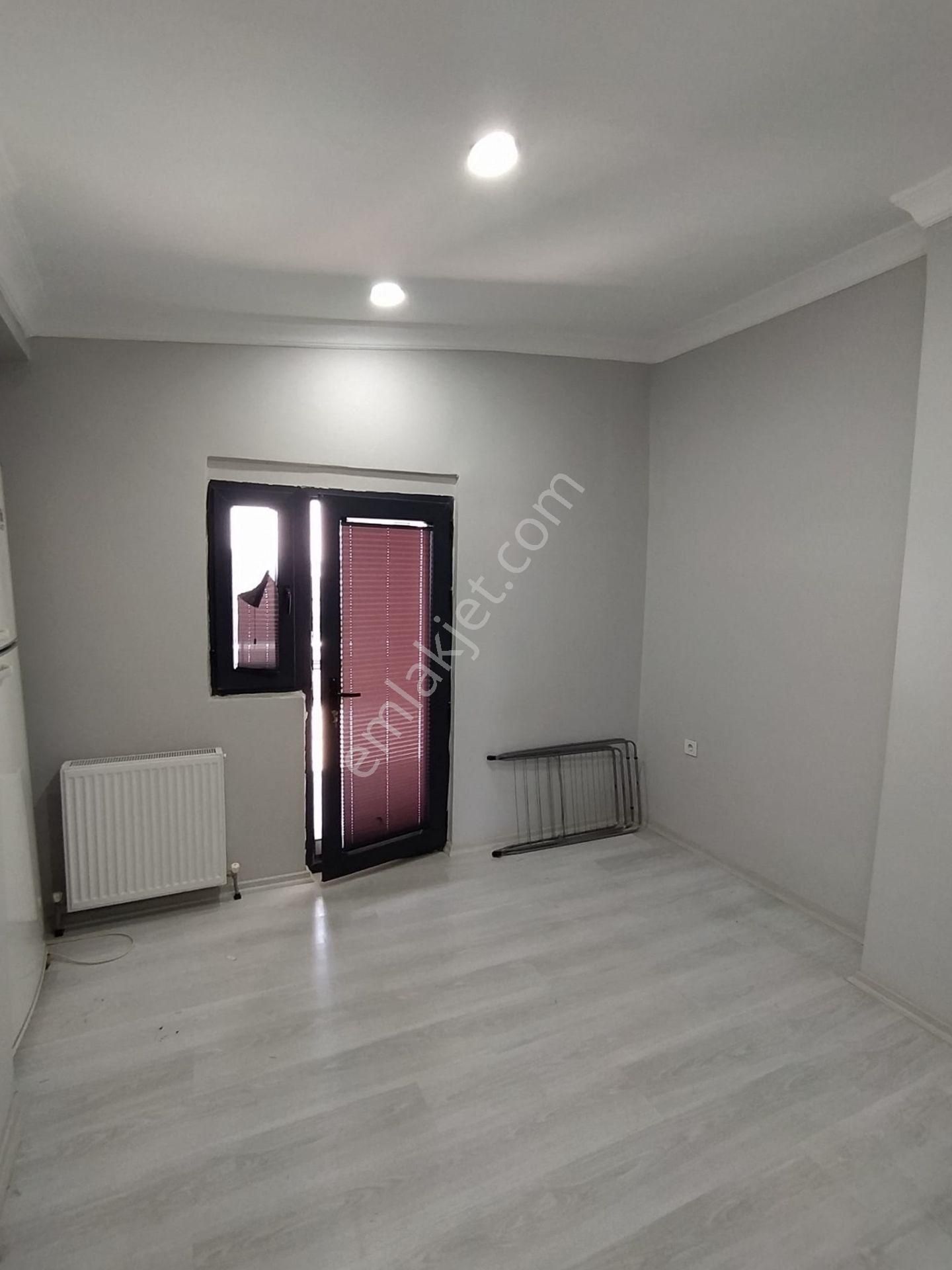 Mertcan Dan Kartal Marmaray Durağına 13 Dk Amerikan Mutfaklı 1+1 Teraslı - Görsel 9