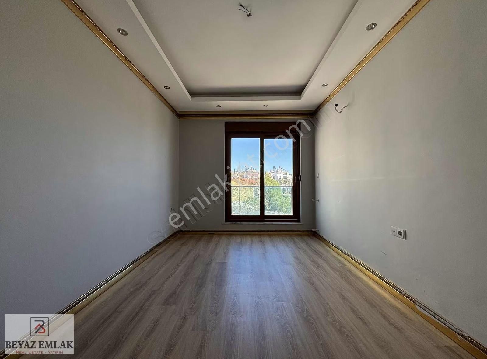 Beyaz Emlak'tan Teraslı Otoparklı Konum Avantajlı Kiralık 4+1 - Görsel 5