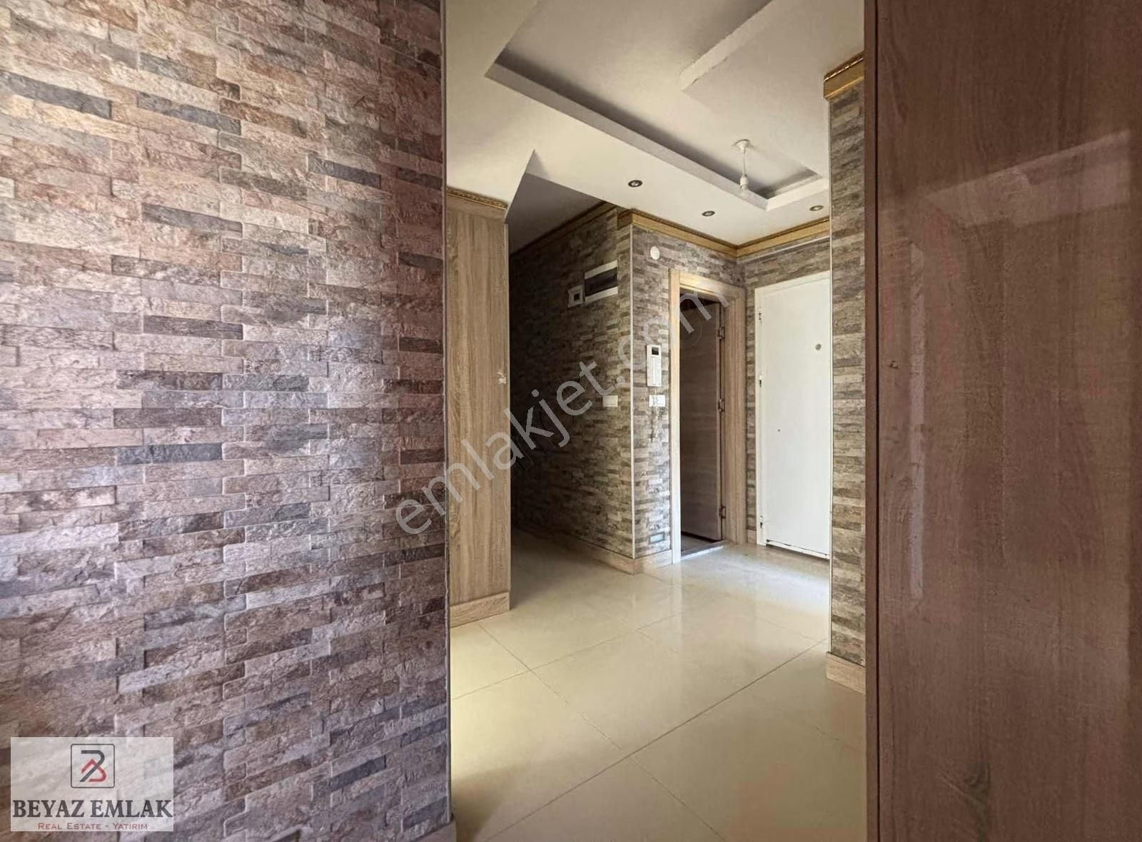 Beyaz Emlak'tan Teraslı Otoparklı Konum Avantajlı Kiralık 4+1 - Görsel 8