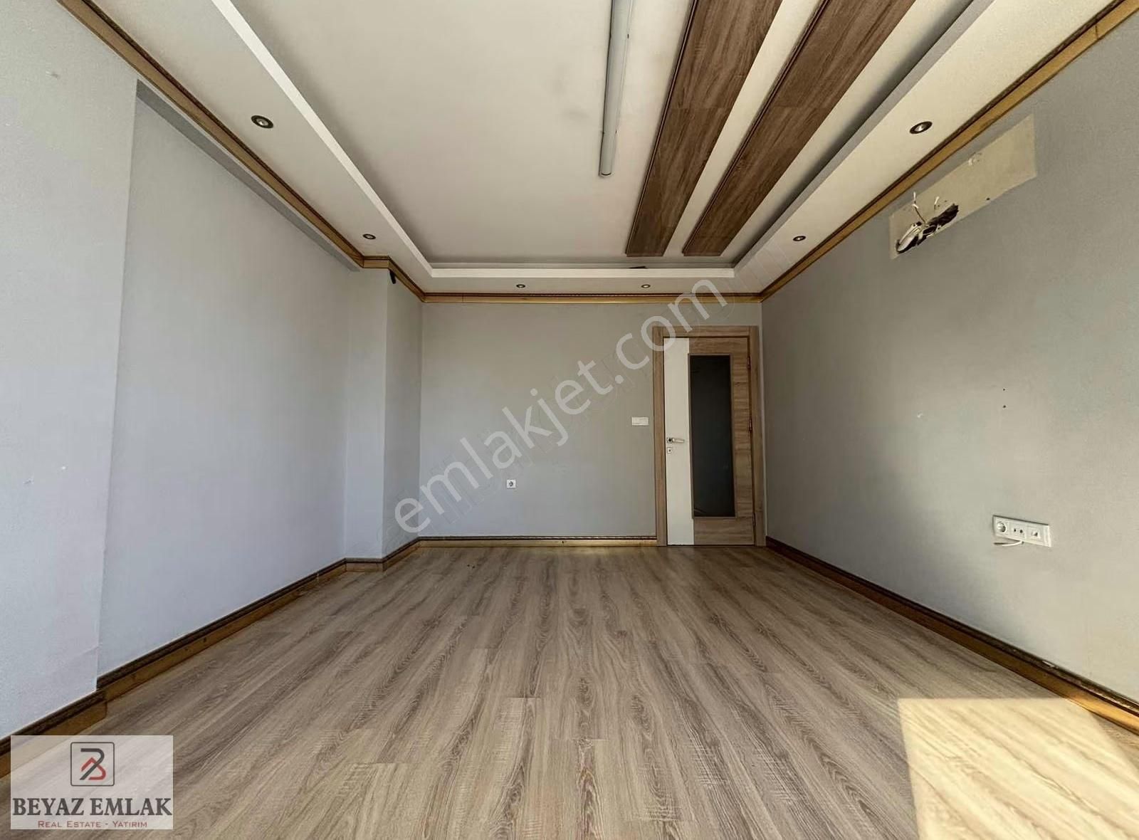 Beyaz Emlak'tan Teraslı Otoparklı Konum Avantajlı Kiralık 4+1 - Görsel 7