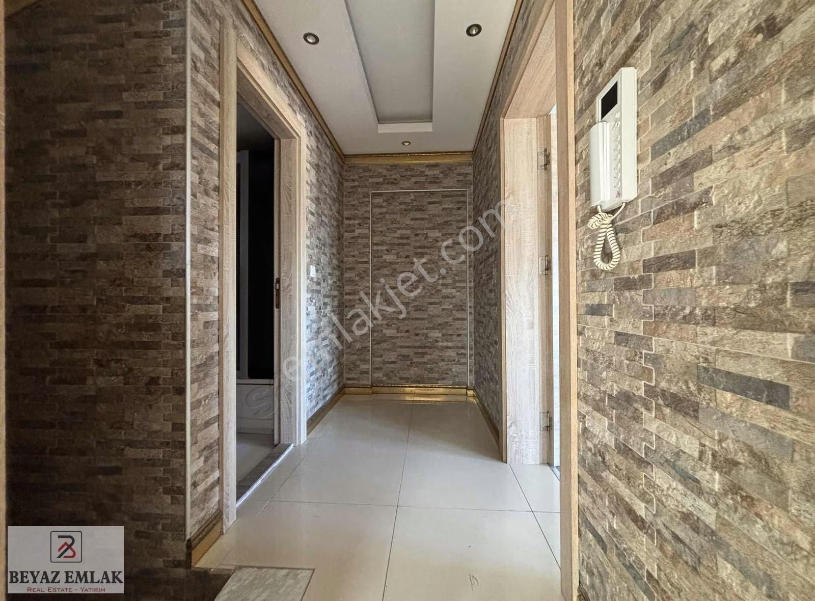 Beyaz Emlak'tan Teraslı Otoparklı Konum Avantajlı Kiralık 4+1 - Görsel 16