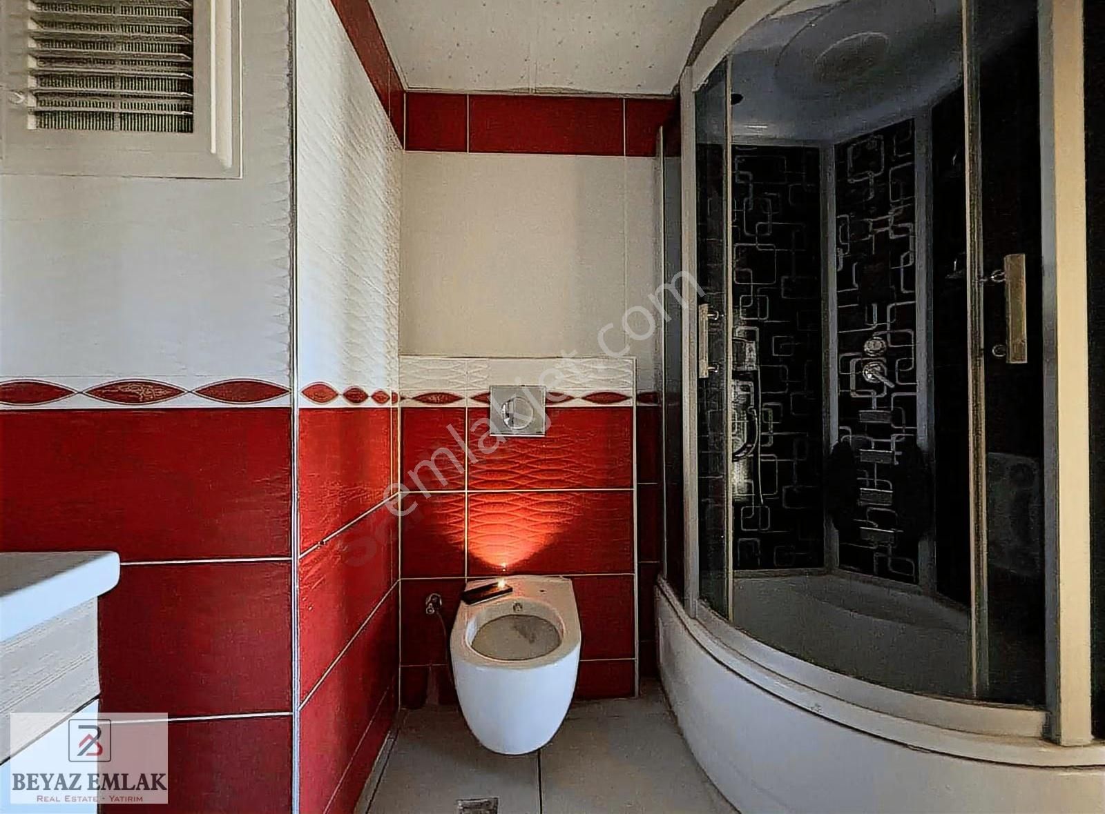 Beyaz Emlak'tan Teraslı Otoparklı Konum Avantajlı Kiralık 4+1 - Görsel 20