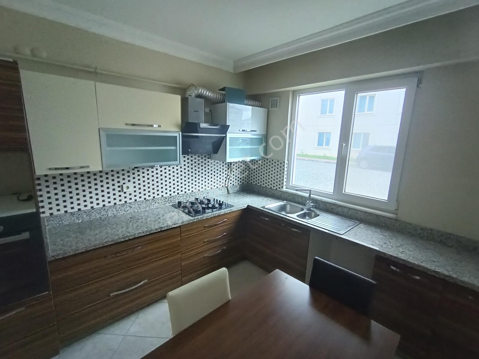 Otuz4| Panorama Towers Yakacık Bahçe Katı 100m2 Net 2+1 - Görsel 14