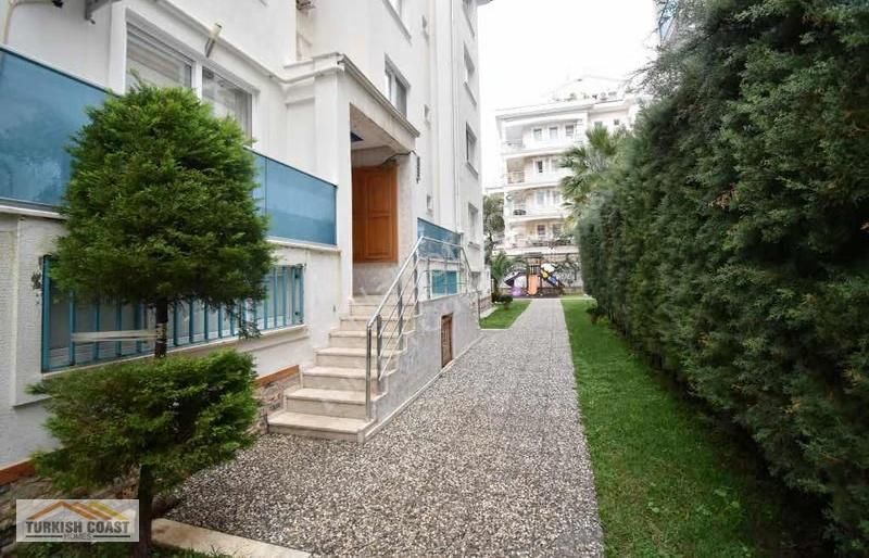 Fethiye 'de Havuzlu Sitede Manzaralı Daire! - Görsel 3