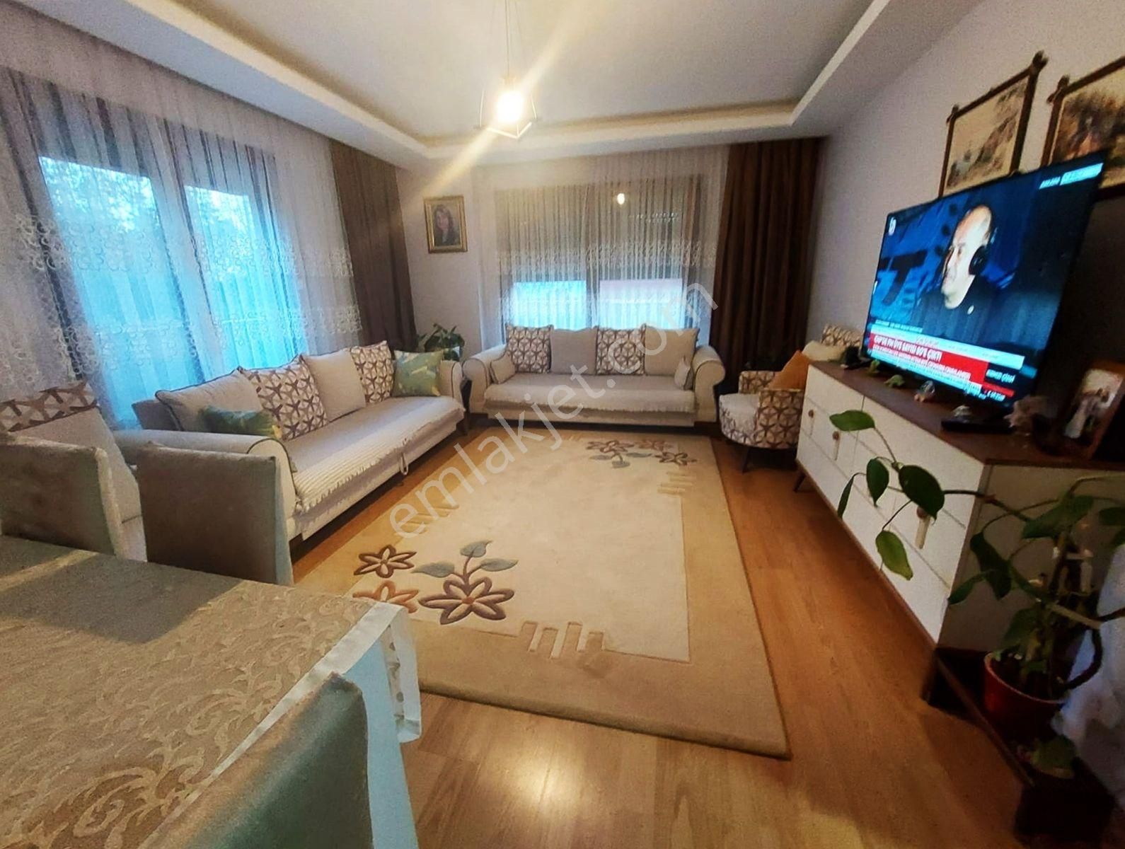Mertcan Dan Vatansever Cad Üzerinde 2+1 Kapalı Balkonlu - İskanlı - Görsel 3