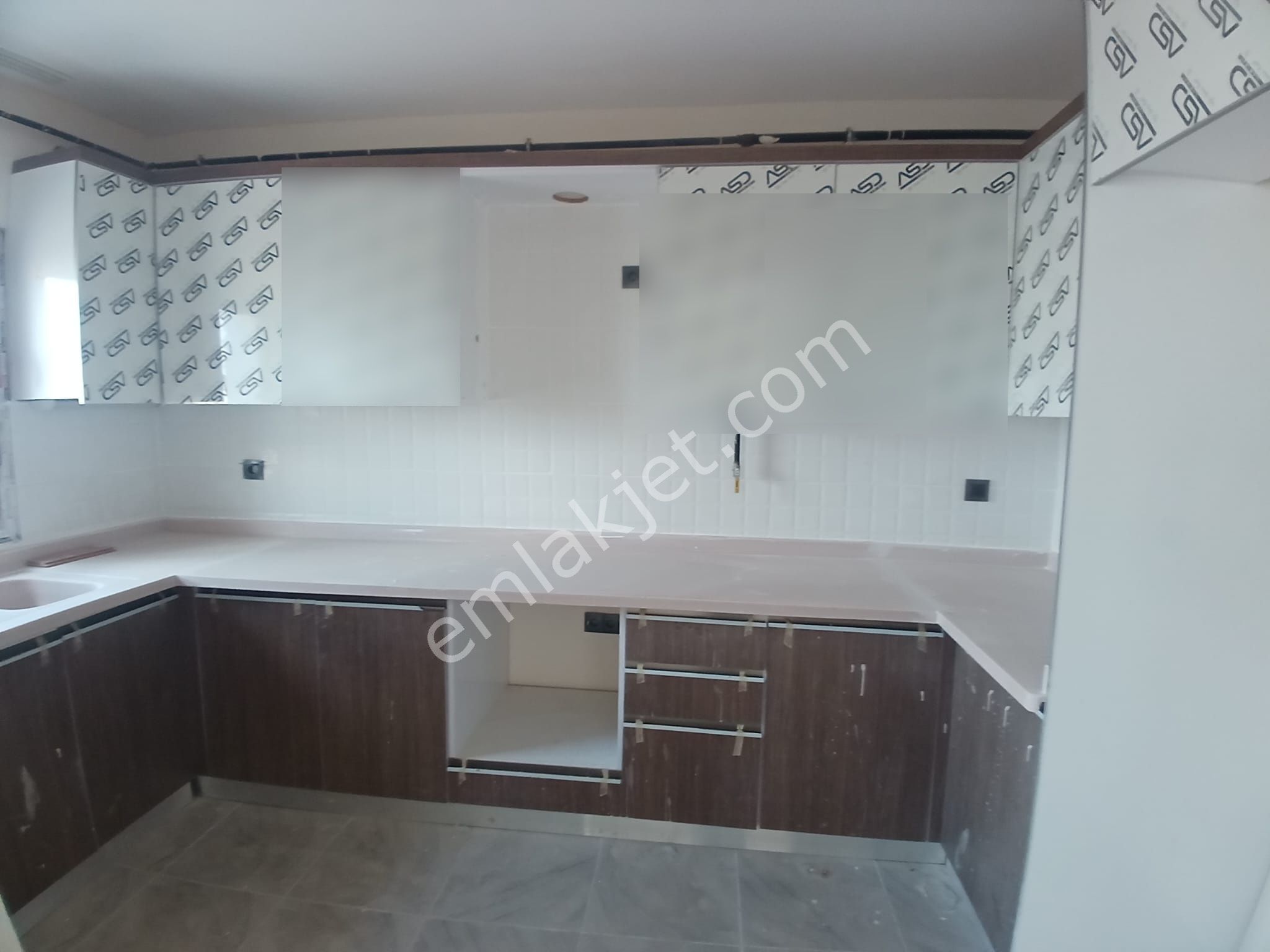 Adana Sarıçam Buruk Tokilerde Petrole Yakın Yemek Odalı 2,5+1 Kiralık Fırsat Daire - Görsel 14