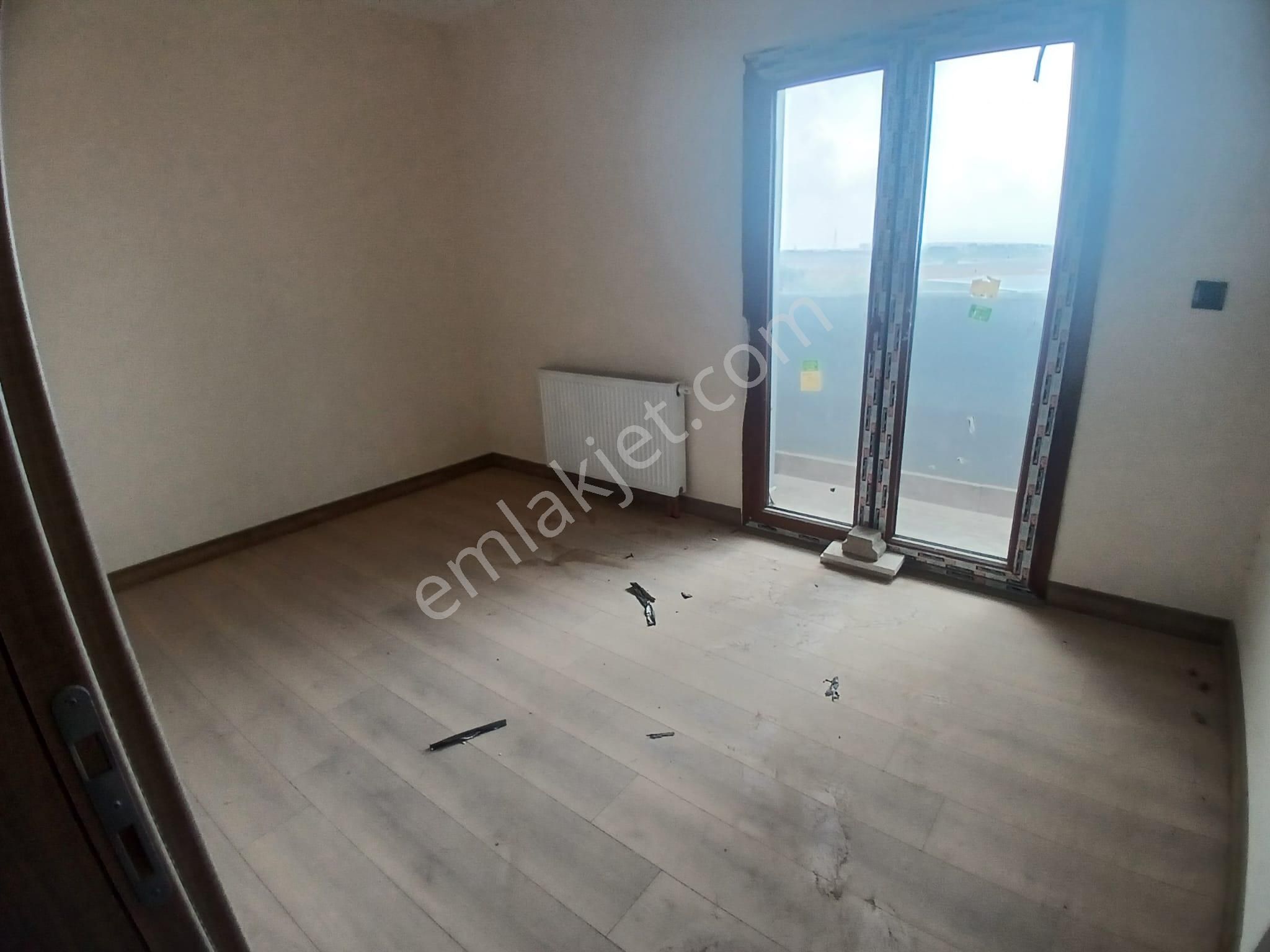 Adana Sarıçam Buruk Tokilerde Petrole Yakın Yemek Odalı 2,5+1 Kiralık Fırsat Daire - Görsel 2