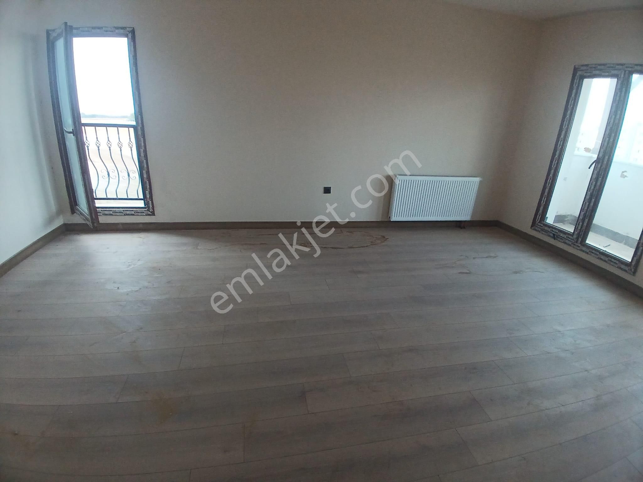 Adana Sarıçam Buruk Tokilerde Petrole Yakın Yemek Odalı 2,5+1 Kiralık Fırsat Daire - Görsel 12