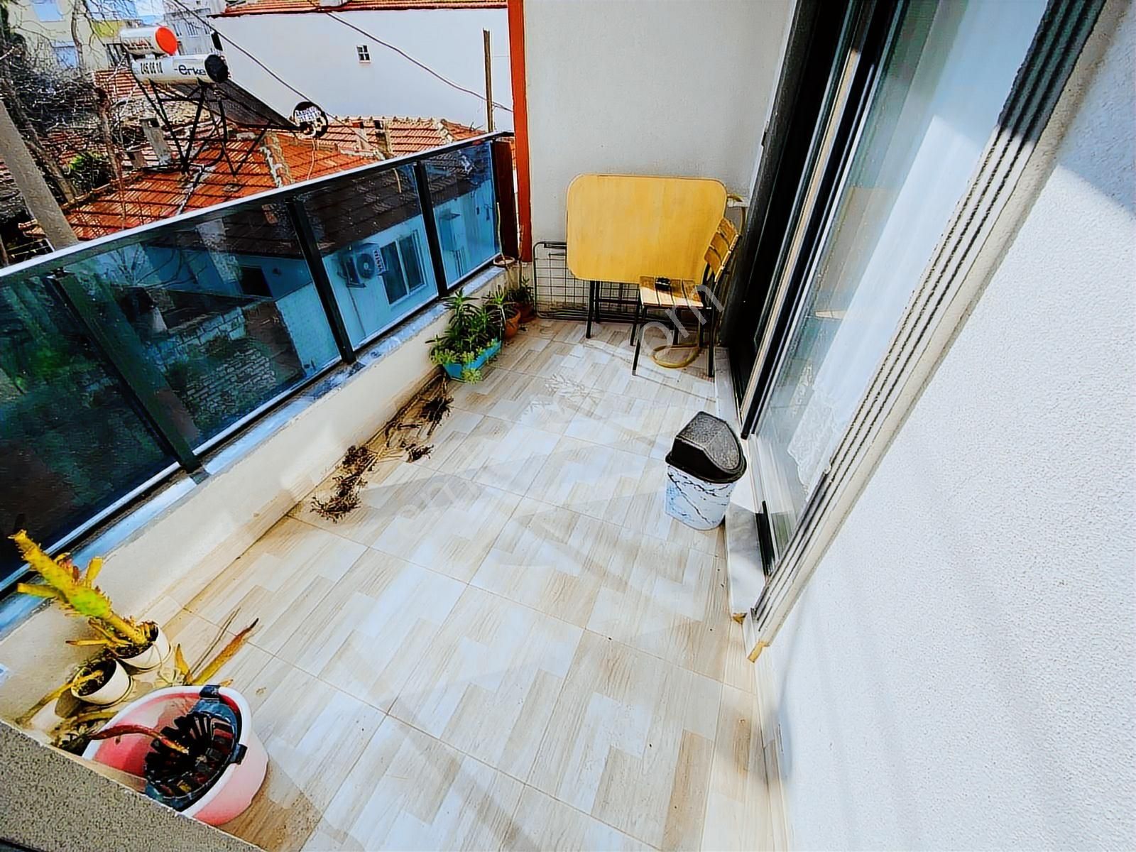 Çarşı Merkezinde Ful Eşyalı Ara Kat 1+1 Daire - Görsel 22