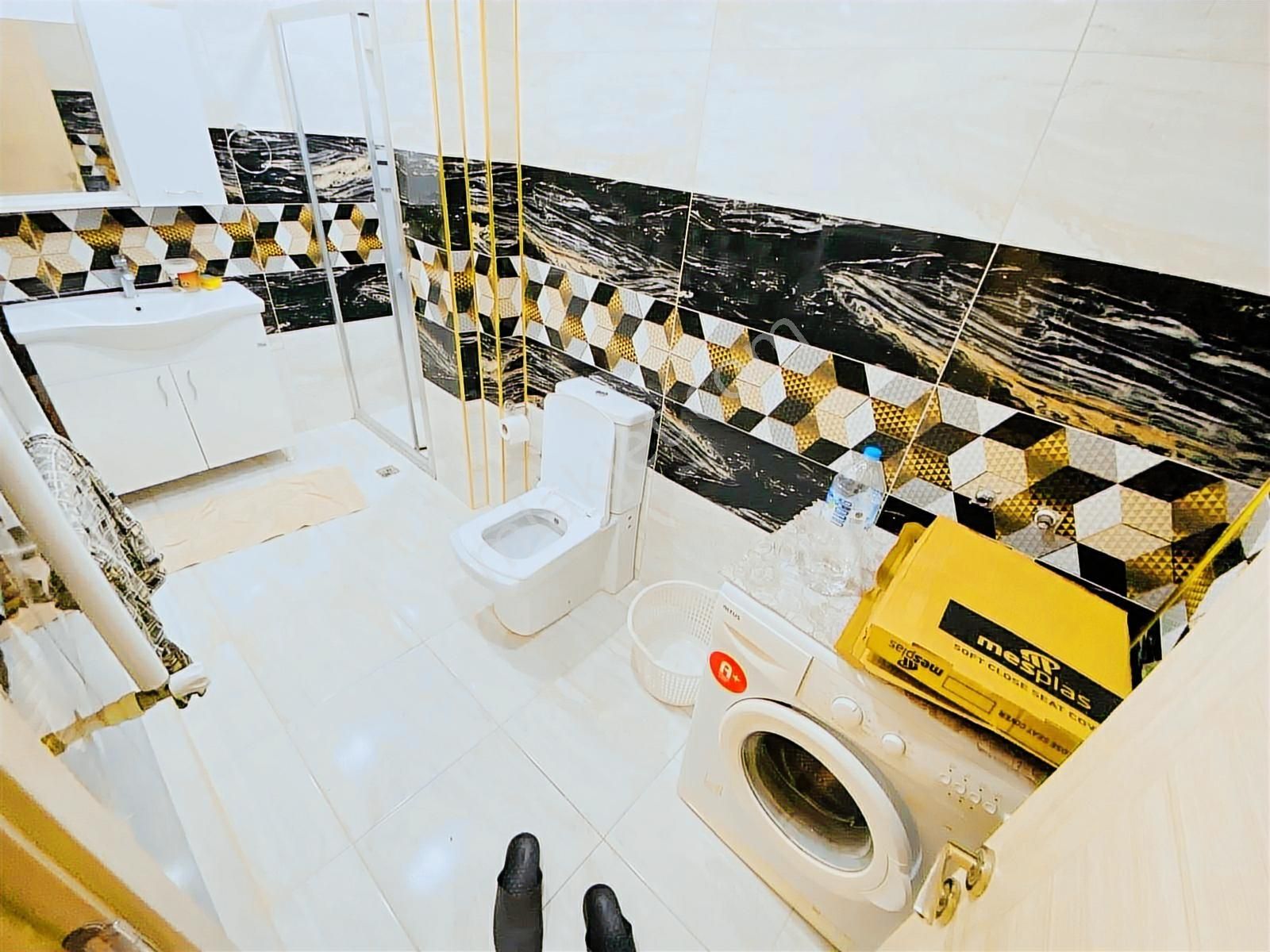 Çarşı Merkezinde Ful Eşyalı Ara Kat 1+1 Daire - Görsel 7