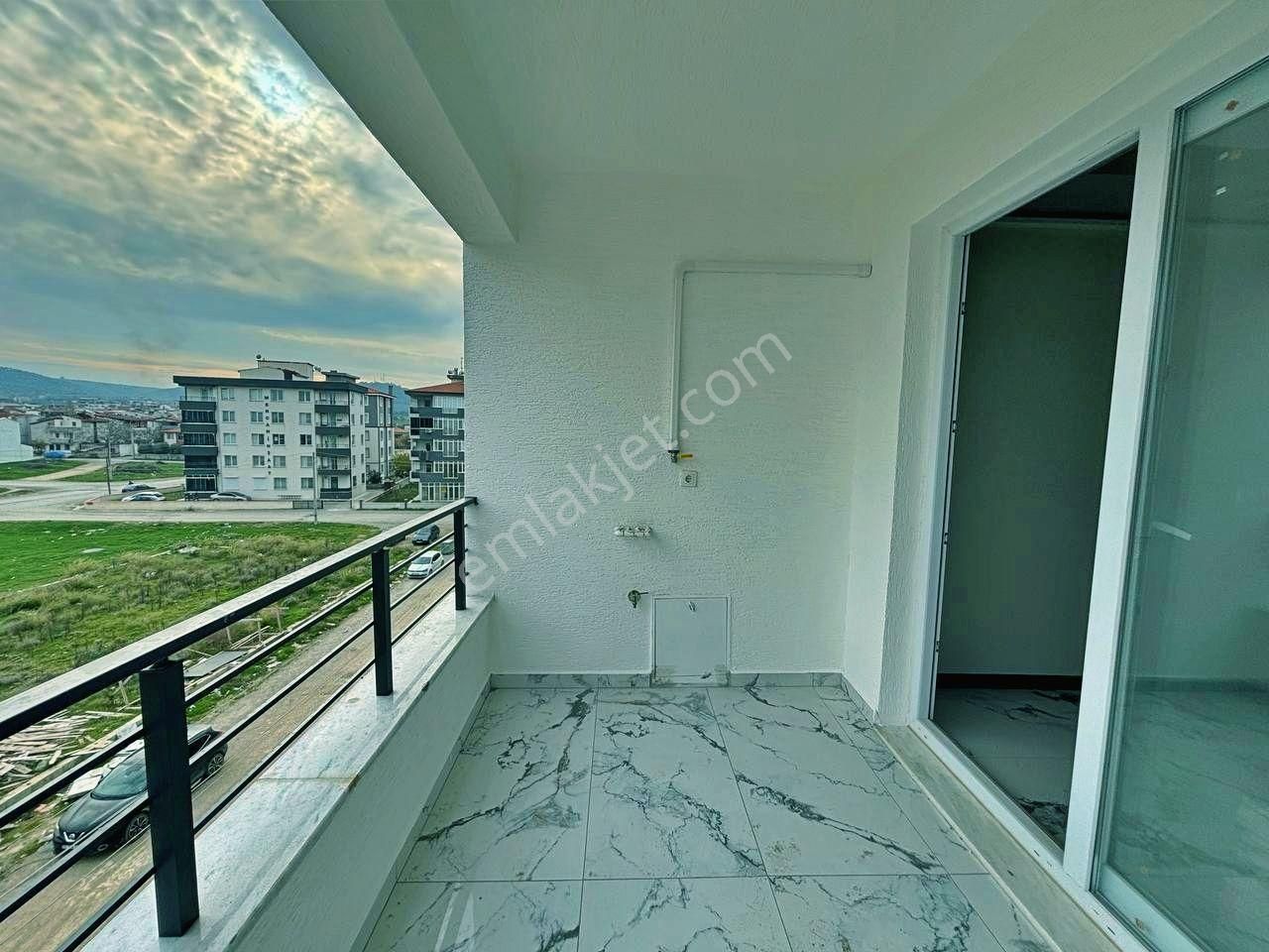 Uytundan Burhaniye Badem Alanında Yerden Isıtmalı Kiralık 1+1 - Görsel 11