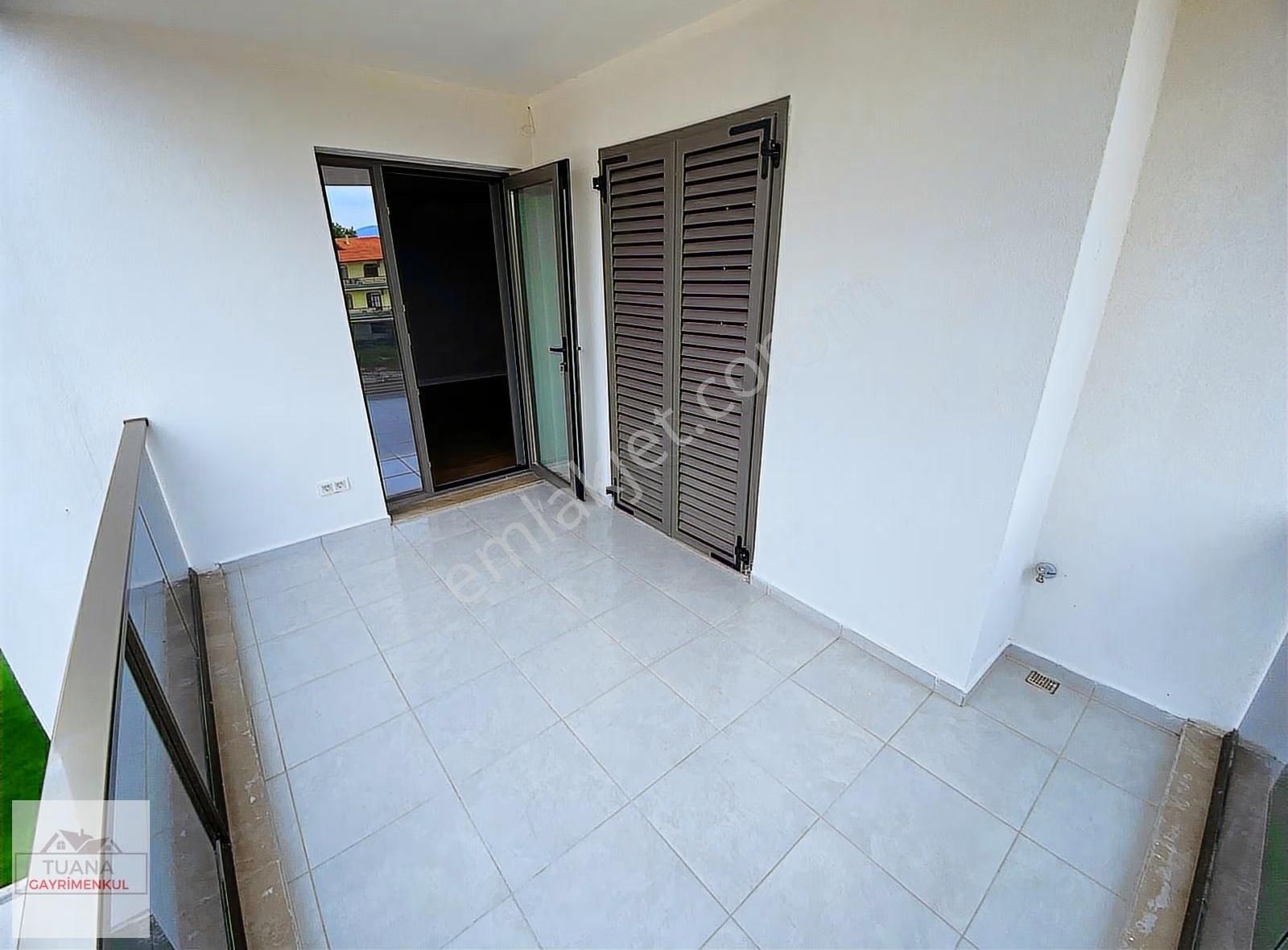 Tuana Emlak'tan Ulucamide 4+1 Göl Manzaralı Rezidans - Görsel 19