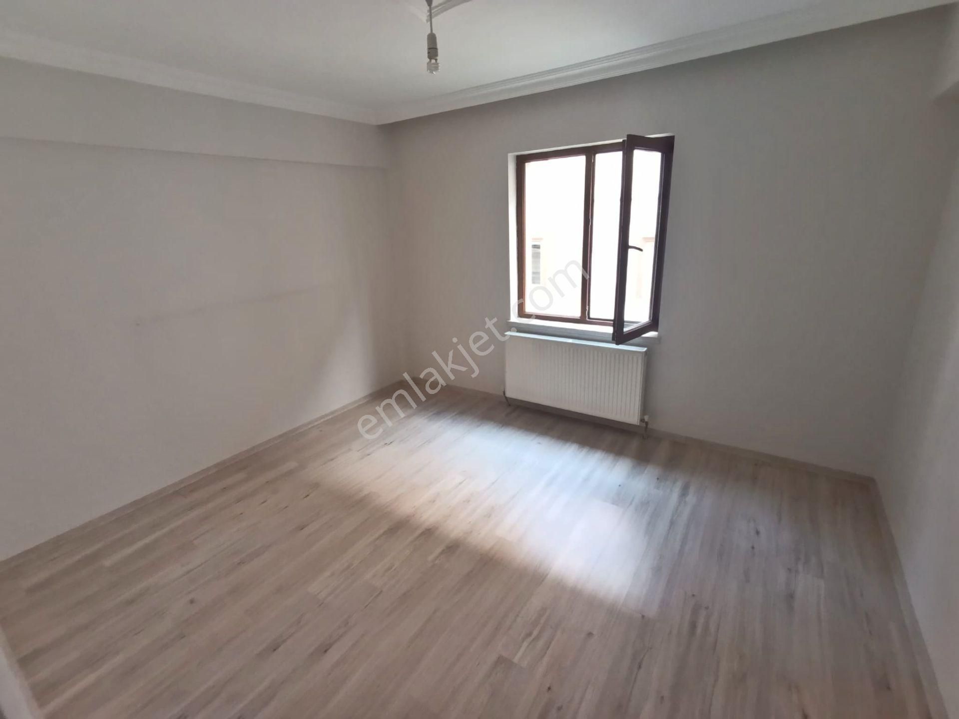 Caddeye 1 Bina! Arakat/ön Cephe 120² Okul Dibi Asansörlü Kiralık - Görsel 18